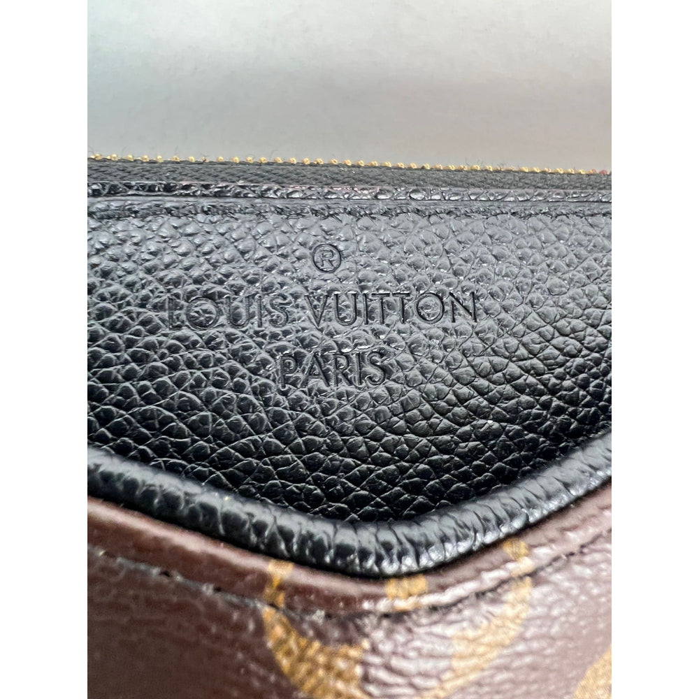 
                  
                    LOUIS VUITTON Pallas Monogram Clutch Noir Shoulder Crossbody Bag
                  
                