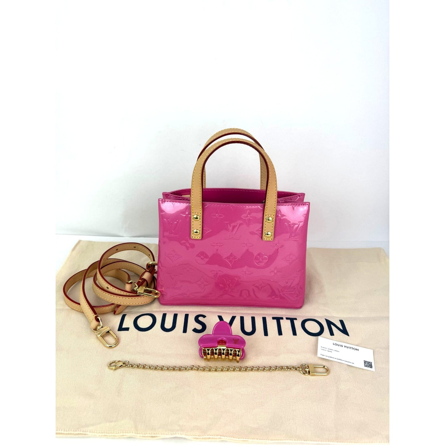 Louis Vuitton Vernis reade PM NM Neon Pink Crossbody Bag