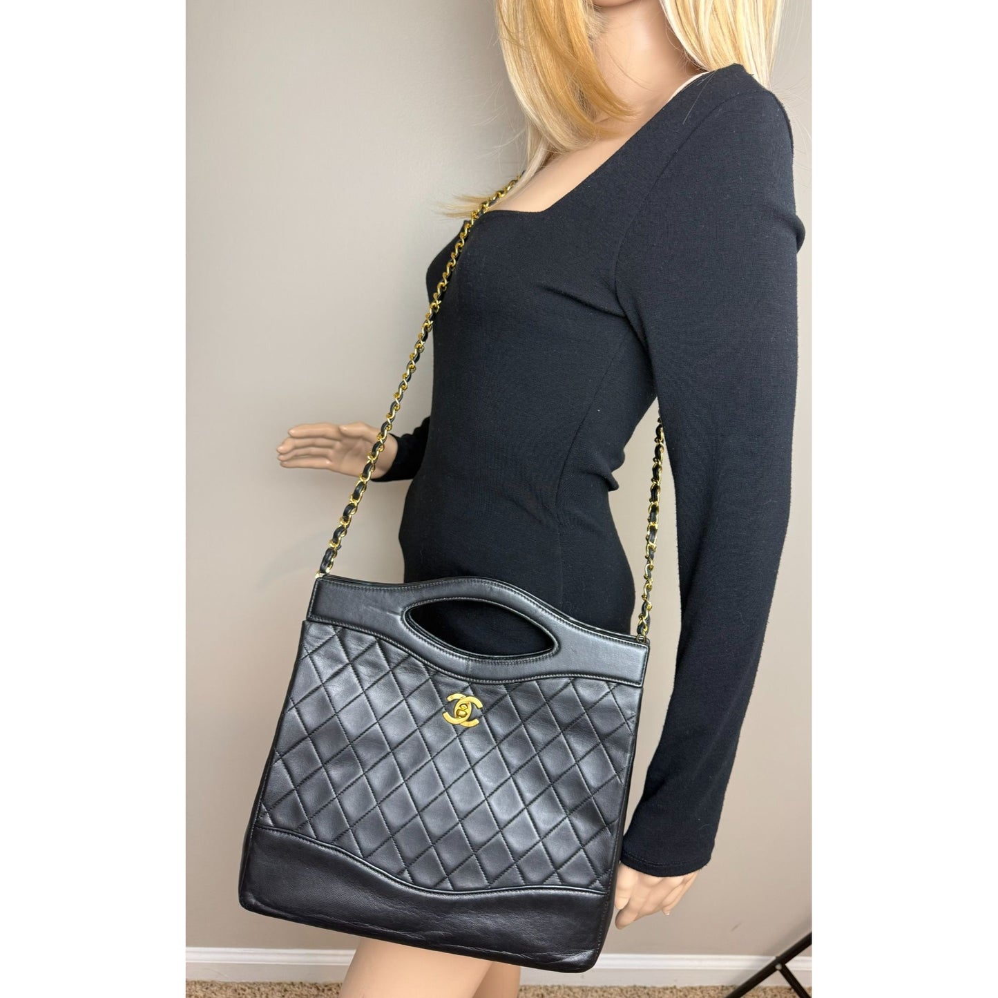 
                  
                    Chanel Vintage Cut Out Chain Handle Bag Quilted Lambskin Medium
                  
                