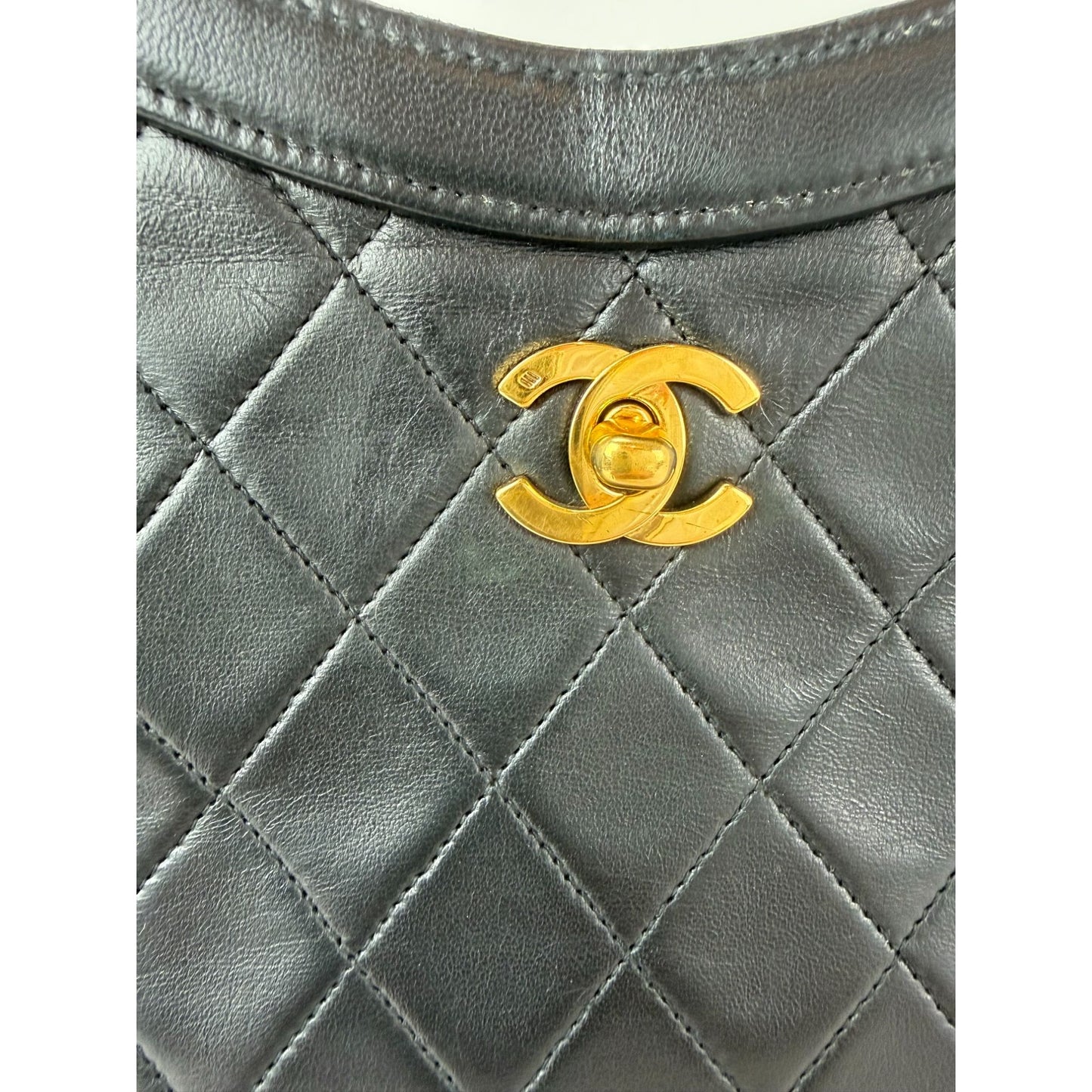 
                  
                    Chanel Vintage Cut Out Chain Handle Bag Quilted Lambskin Medium
                  
                