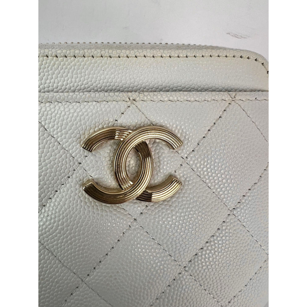 
                  
                    Chanel Caviar Quilted CC Zip Card Holder White Wallet
                  
                