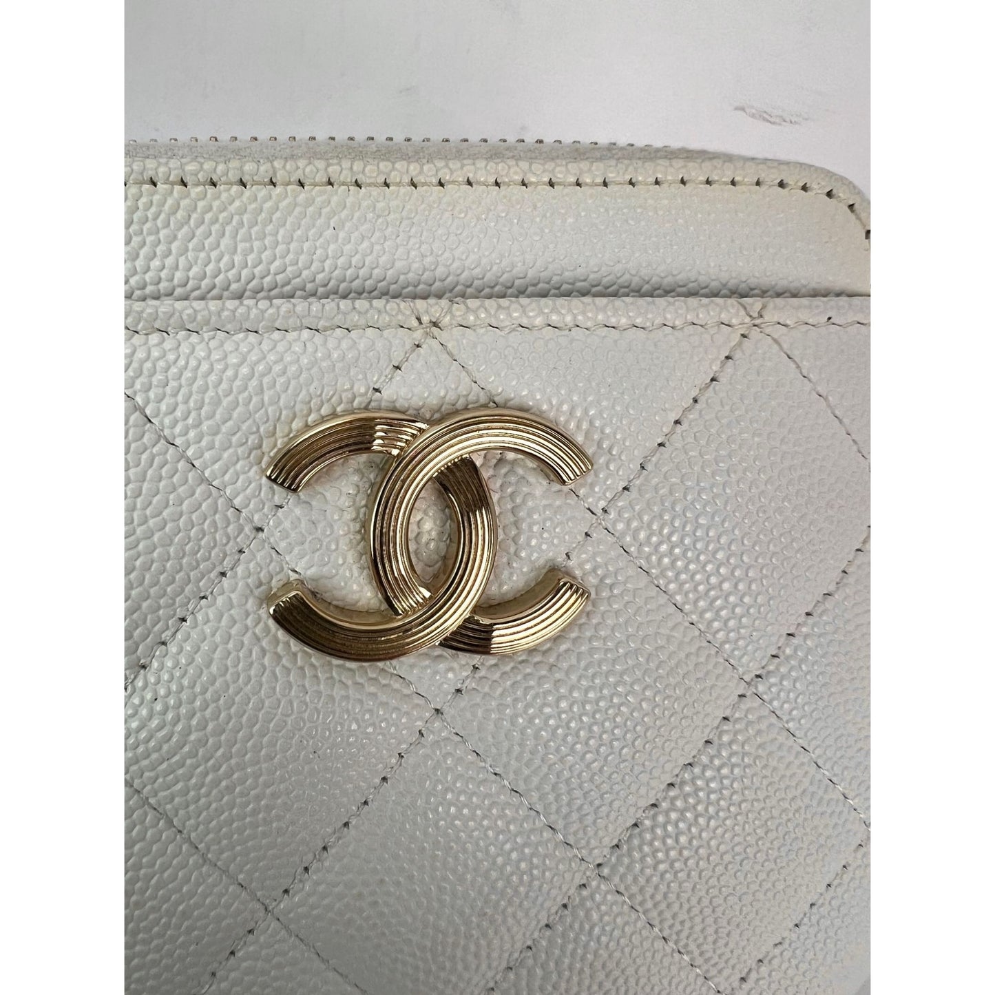 
                  
                    Chanel Caviar Quilted CC Zip Card Holder White Wallet
                  
                