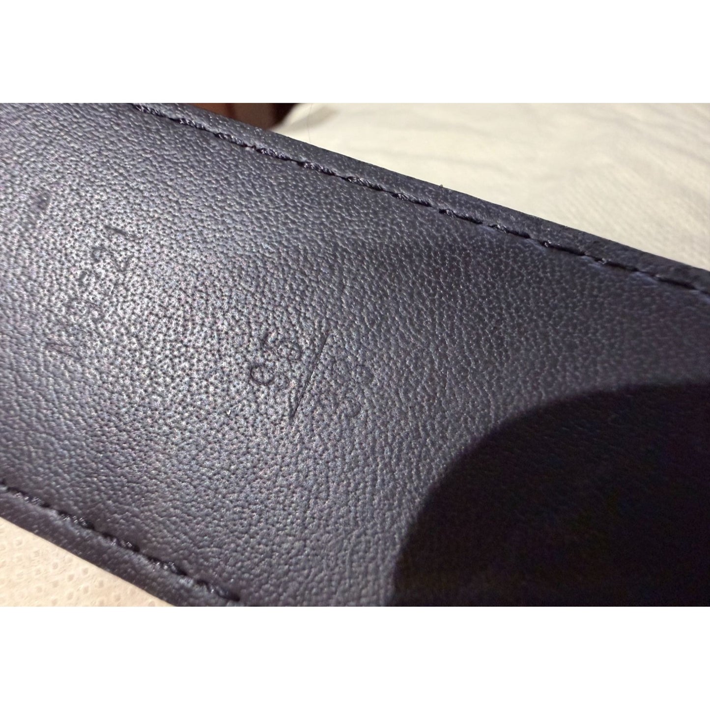 
                  
                    Louis Vuitton Pont Neuf 35mm Belt 95/38 Men's
                  
                