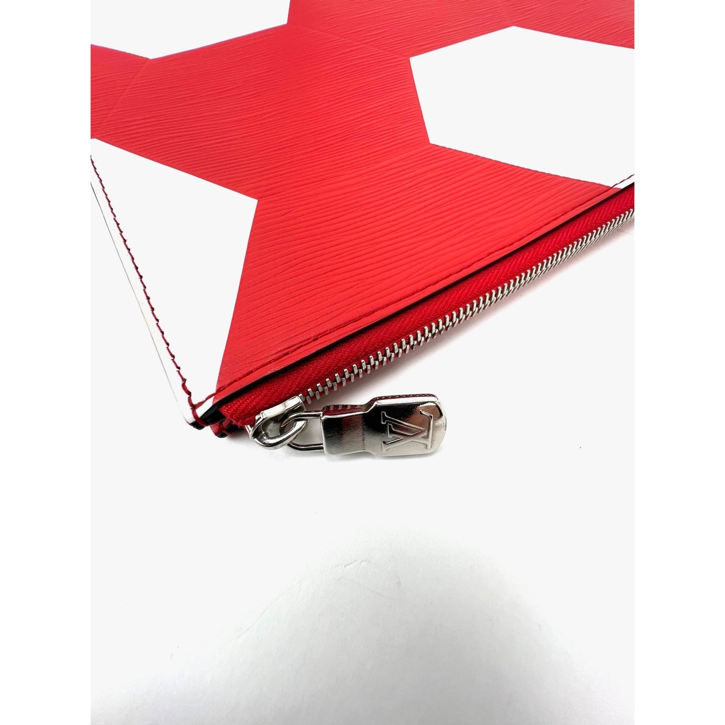 
                  
                    Louis Vuitton Fifa World Cup Pochette Jour epi Red Leather Clutch
                  
                