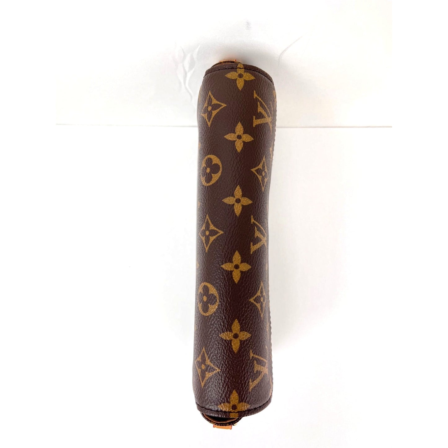 
                  
                    Louis Vuitton Monogram Ivy Wallet on a Chain Shoulder Bag
                  
                