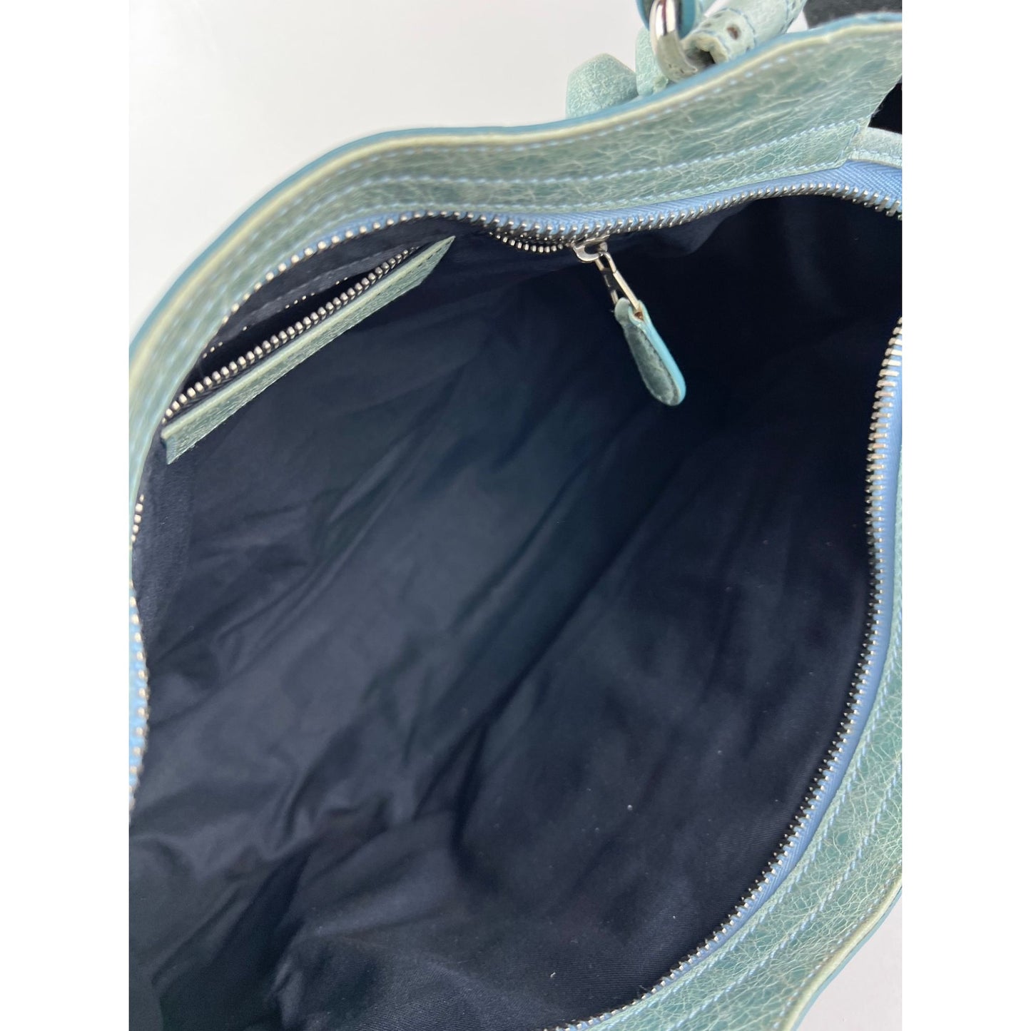 
                  
                    Balenciaga Agneau Giant Brogues Light Green Hardware City Distressed Bag Vintage
                  
                