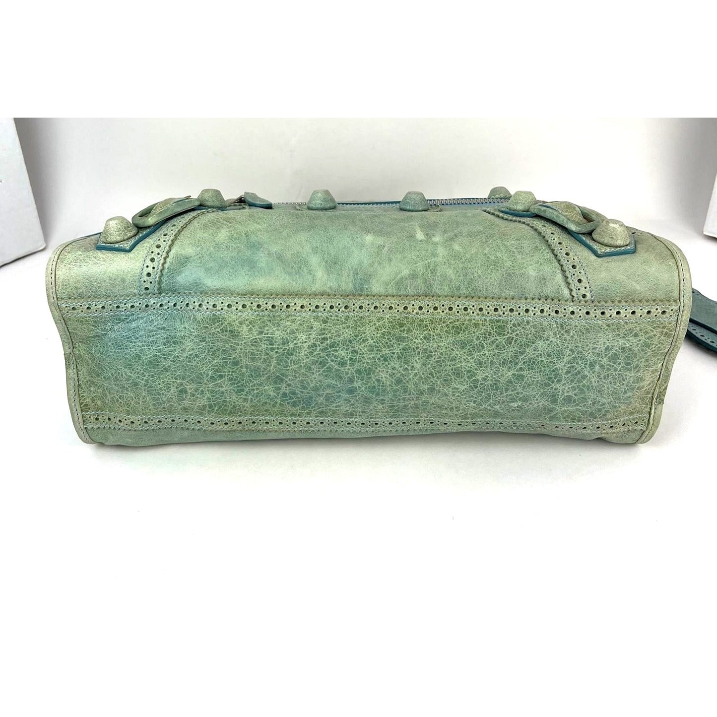 
                  
                    Balenciaga Agneau Giant Brogues Light Green Hardware City Distressed Bag Vintage
                  
                