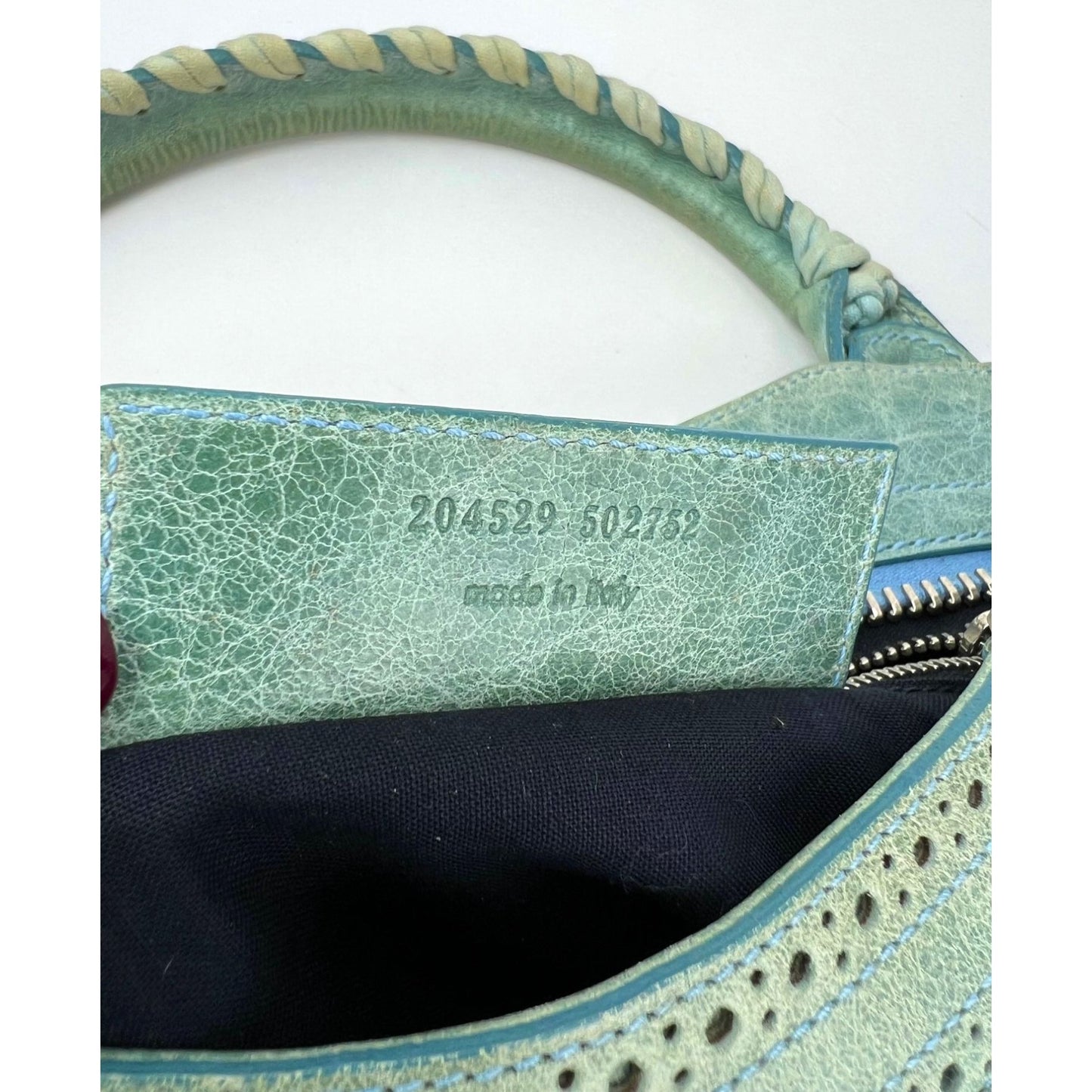 
                  
                    Balenciaga Agneau Giant Brogues Light Green Hardware City Distressed Bag Vintage
                  
                