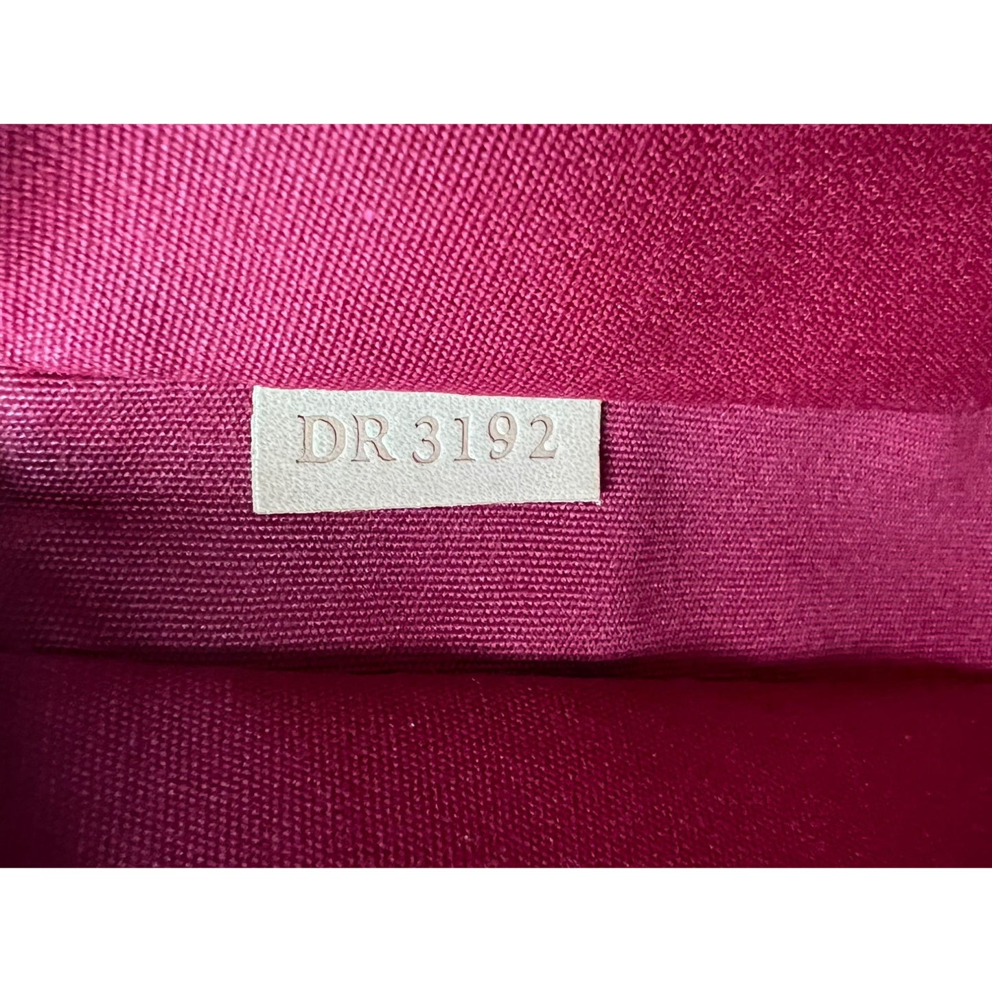 
                  
                    Louis Vuitton Pochette Accessories NM Vernis Rose Indien Shoulder Bag
                  
                