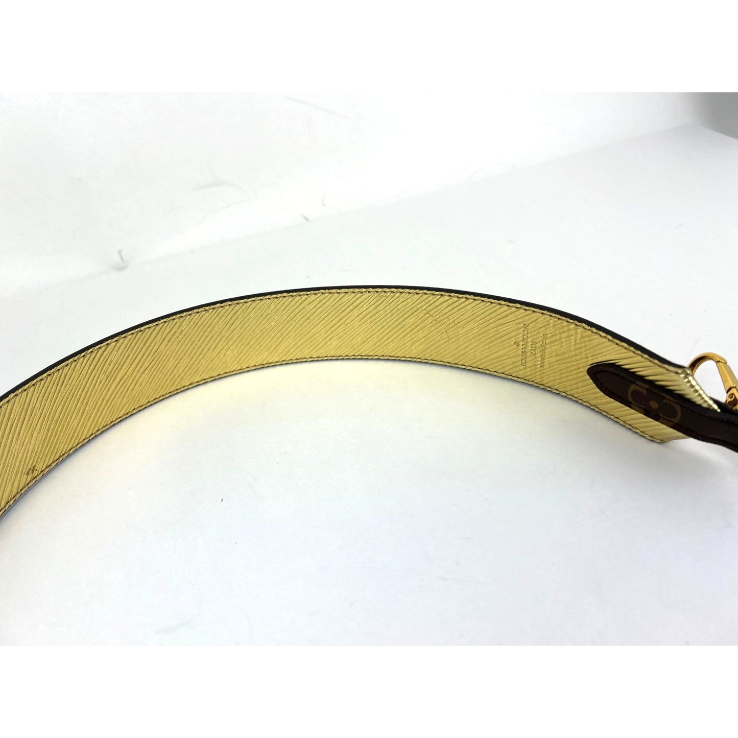 
                  
                    Louis Vuitton Bandouliere Reversible Monogram Gold Epi Leather Shoulder Strap Brown
                  
                