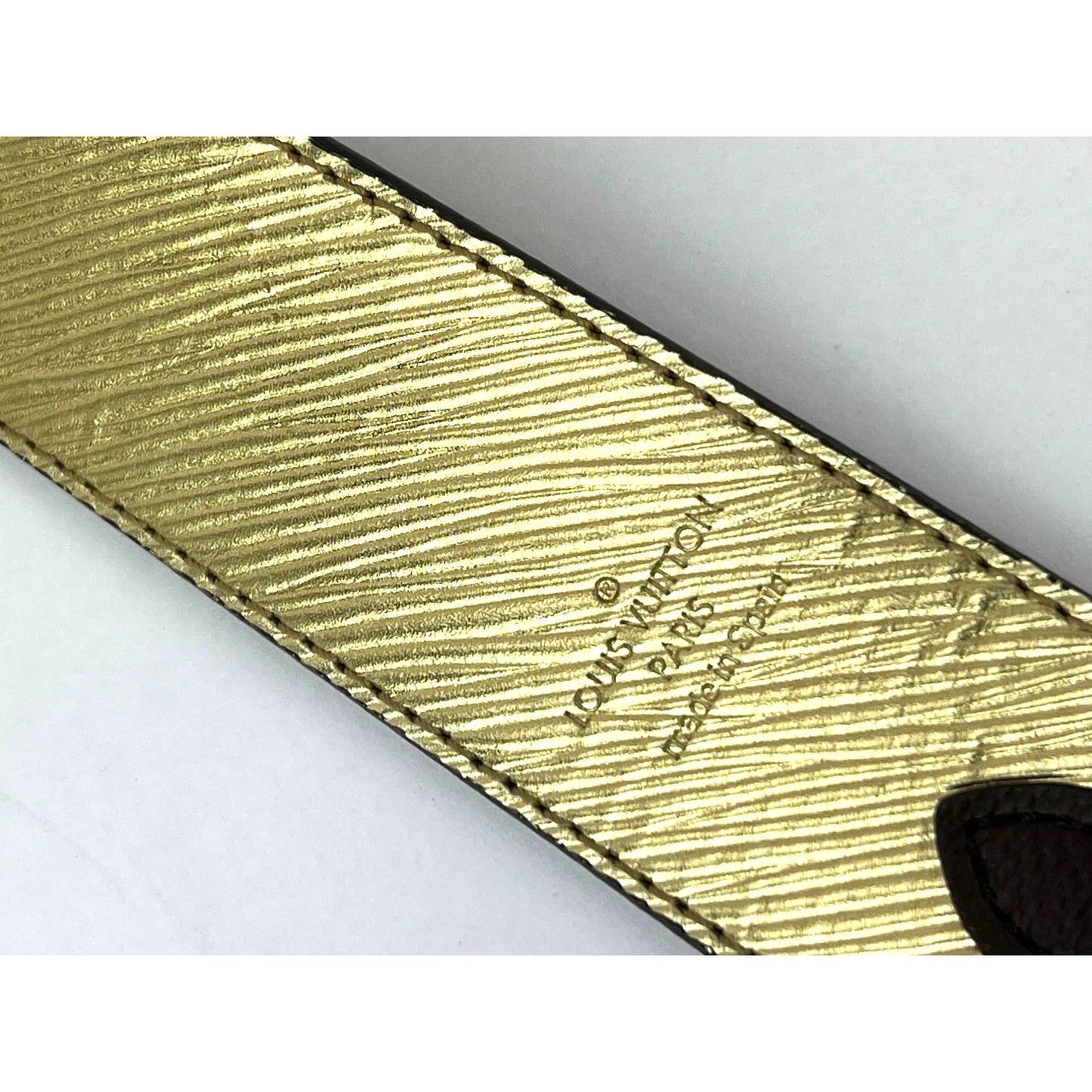 
                  
                    Louis Vuitton Bandouliere Reversible Monogram Gold Epi Leather Shoulder Strap Brown
                  
                