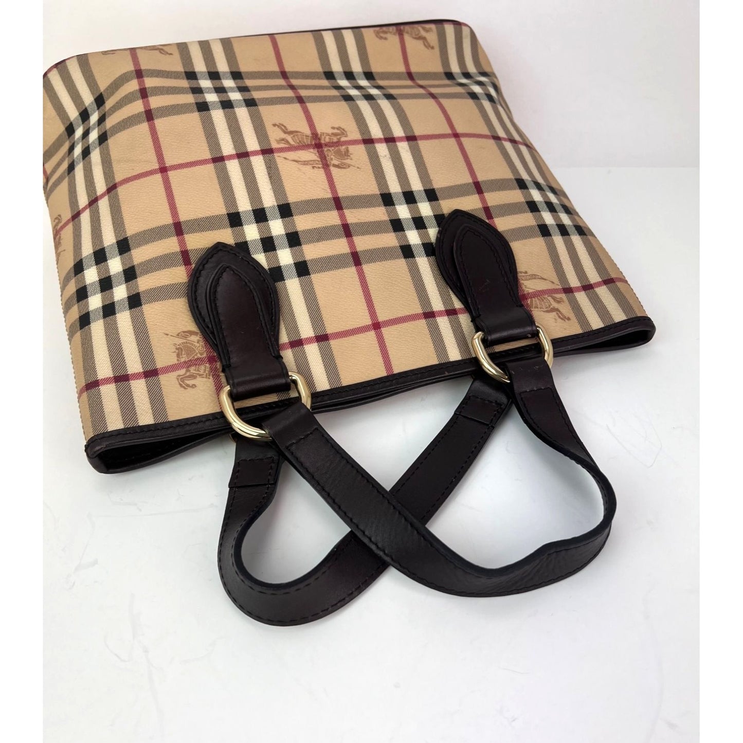 
                  
                    Burberry haymarket Check Small Onslow Brown Tote Bag
                  
                