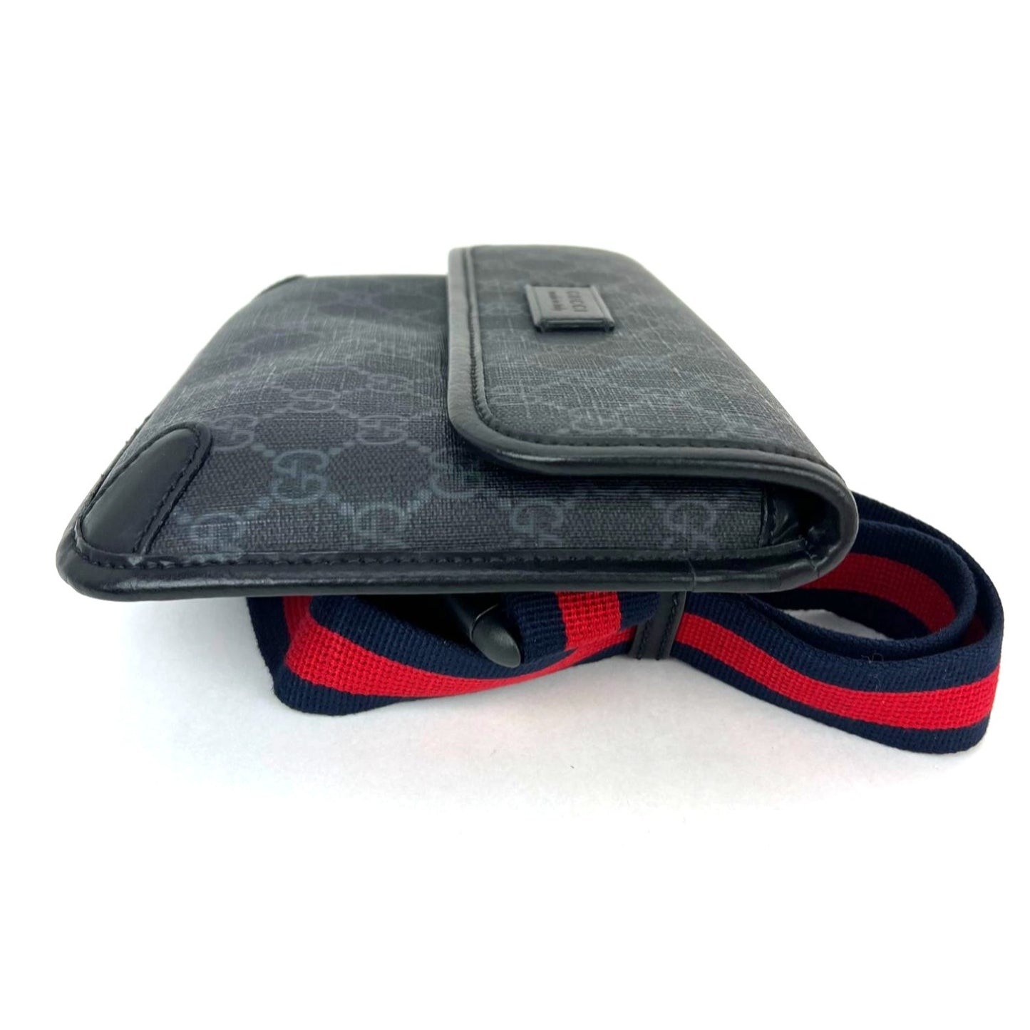 
                  
                    Gucci GG Supreme Web Slim Black Grey Belt Bag
                  
                
