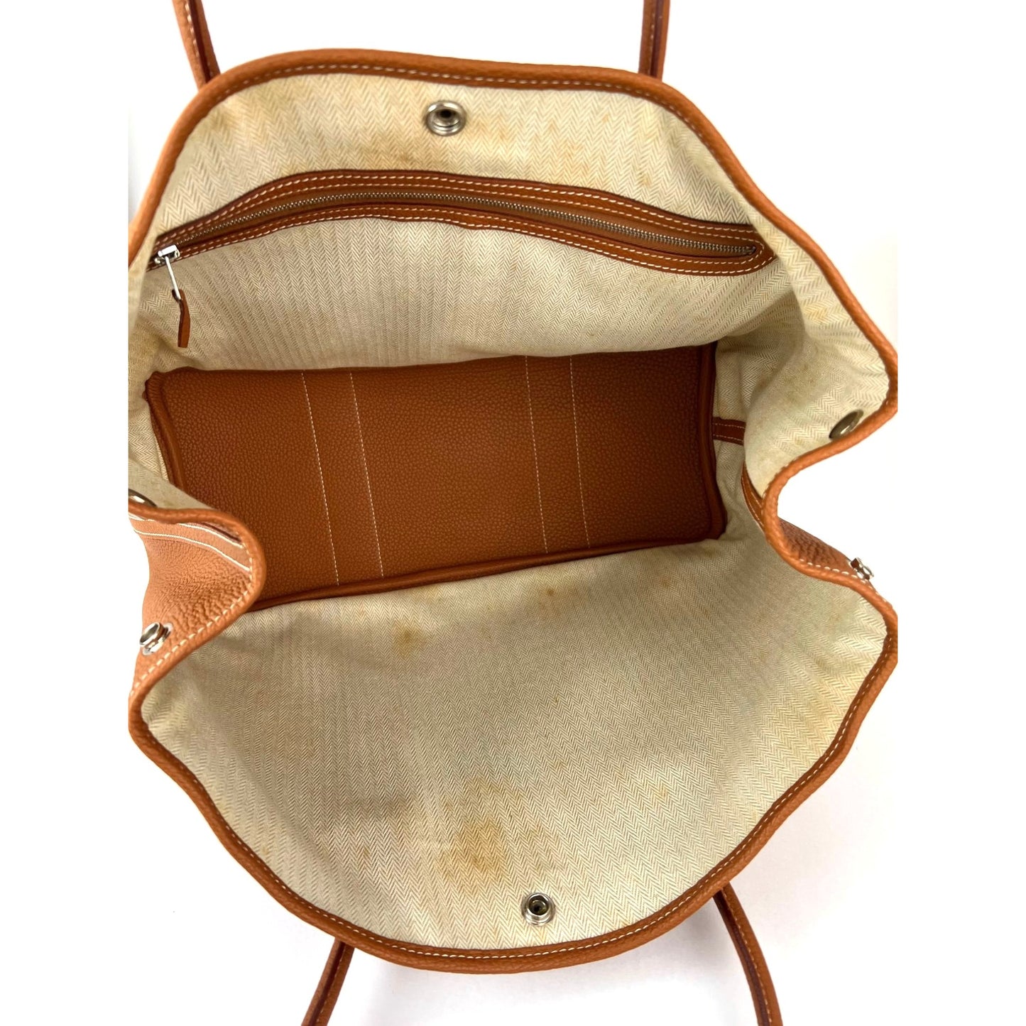 
                  
                    Hermes Negonda Garden Party MM 36 Gold Leather Tote
                  
                