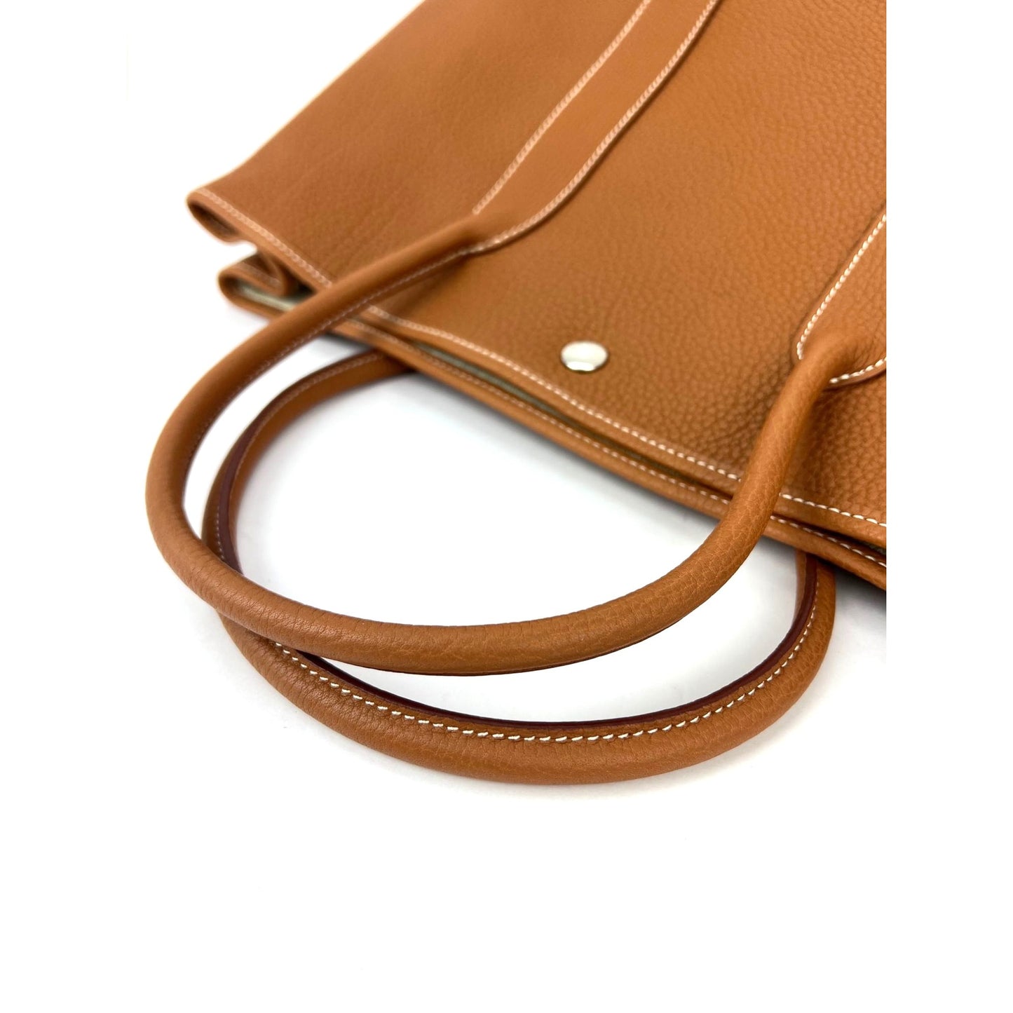 
                  
                    Hermes Negonda Garden Party MM 36 Gold Leather Tote
                  
                