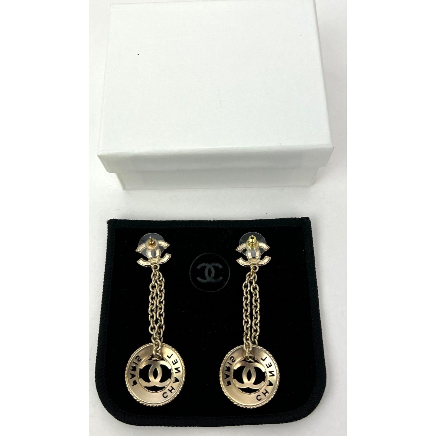 
                  
                    Chanel Gold Chain Logo Dangle CC Earrings
                  
                
