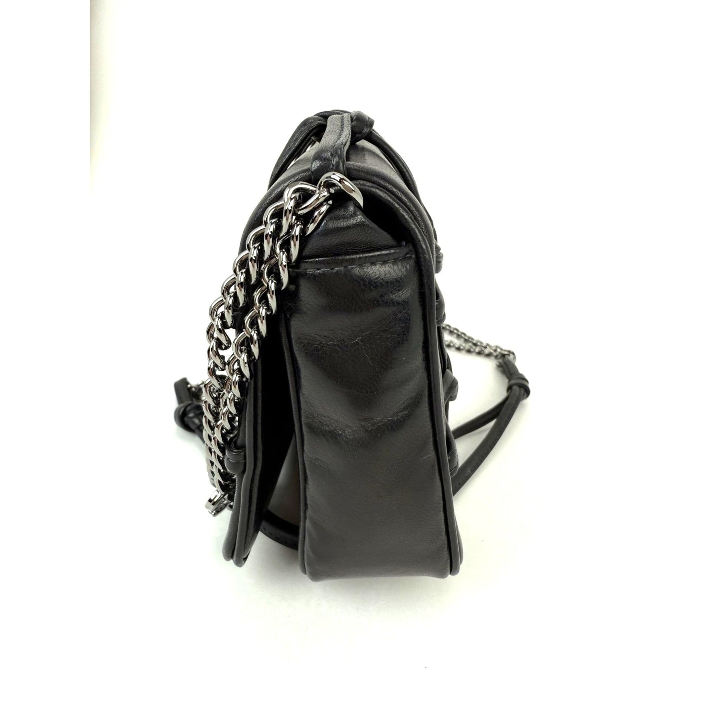 
                  
                    Chanel Lambskin Cruiser Quilted Knot Flap Shoulder Bag
                  
                