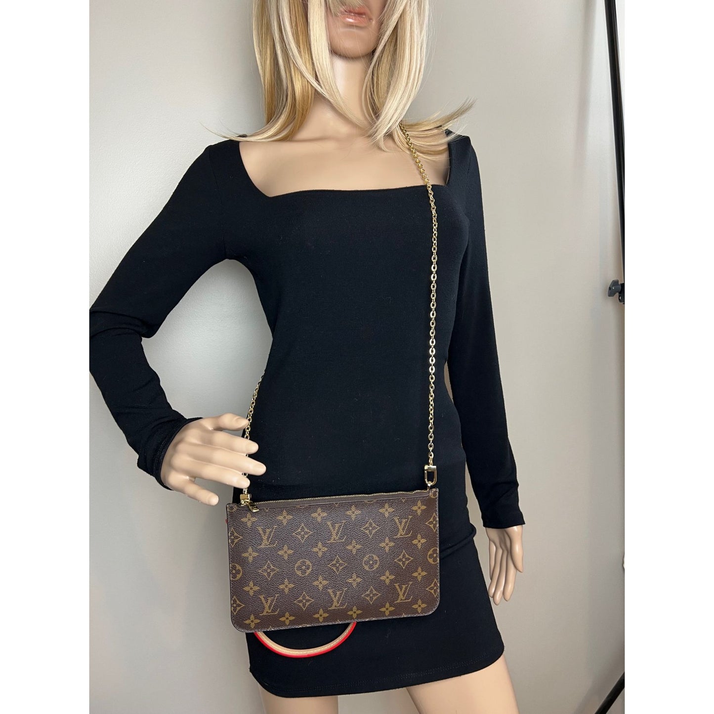 
                  
                    Louis Vuitton Pochette Monogram from Neverfull Clutch Bag
                  
                