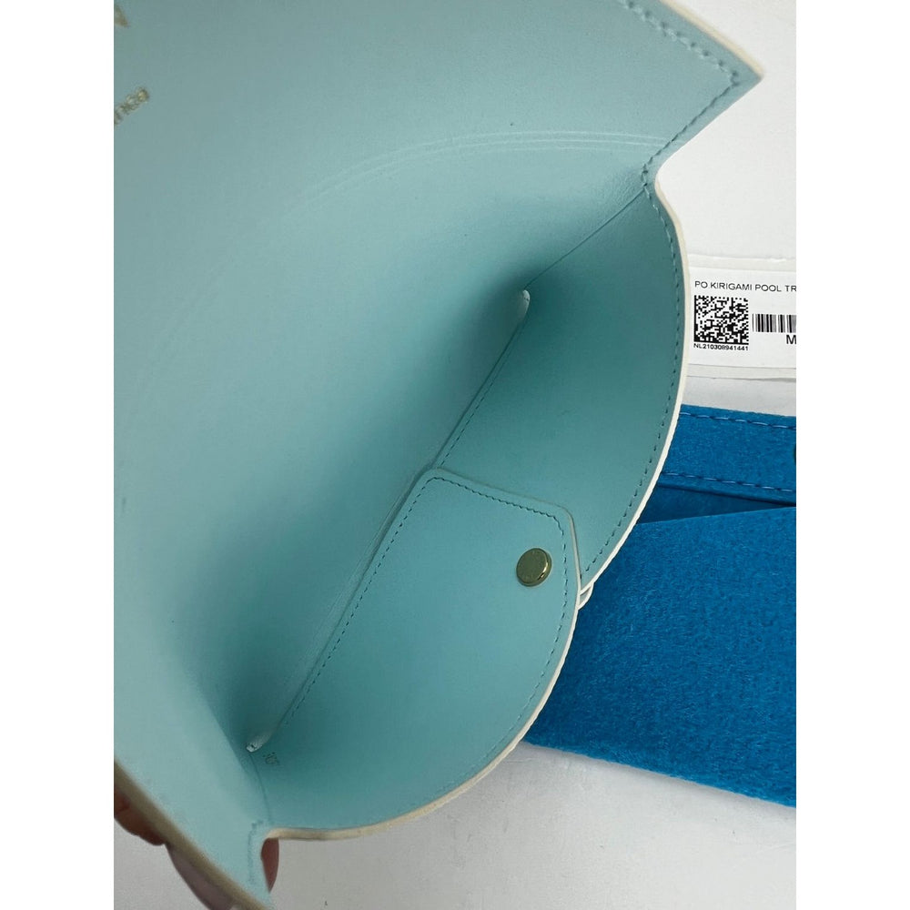 
                  
                    LOUIS VUITTON Kirigami Pool Blue Pochette Medium Clutch
                  
                