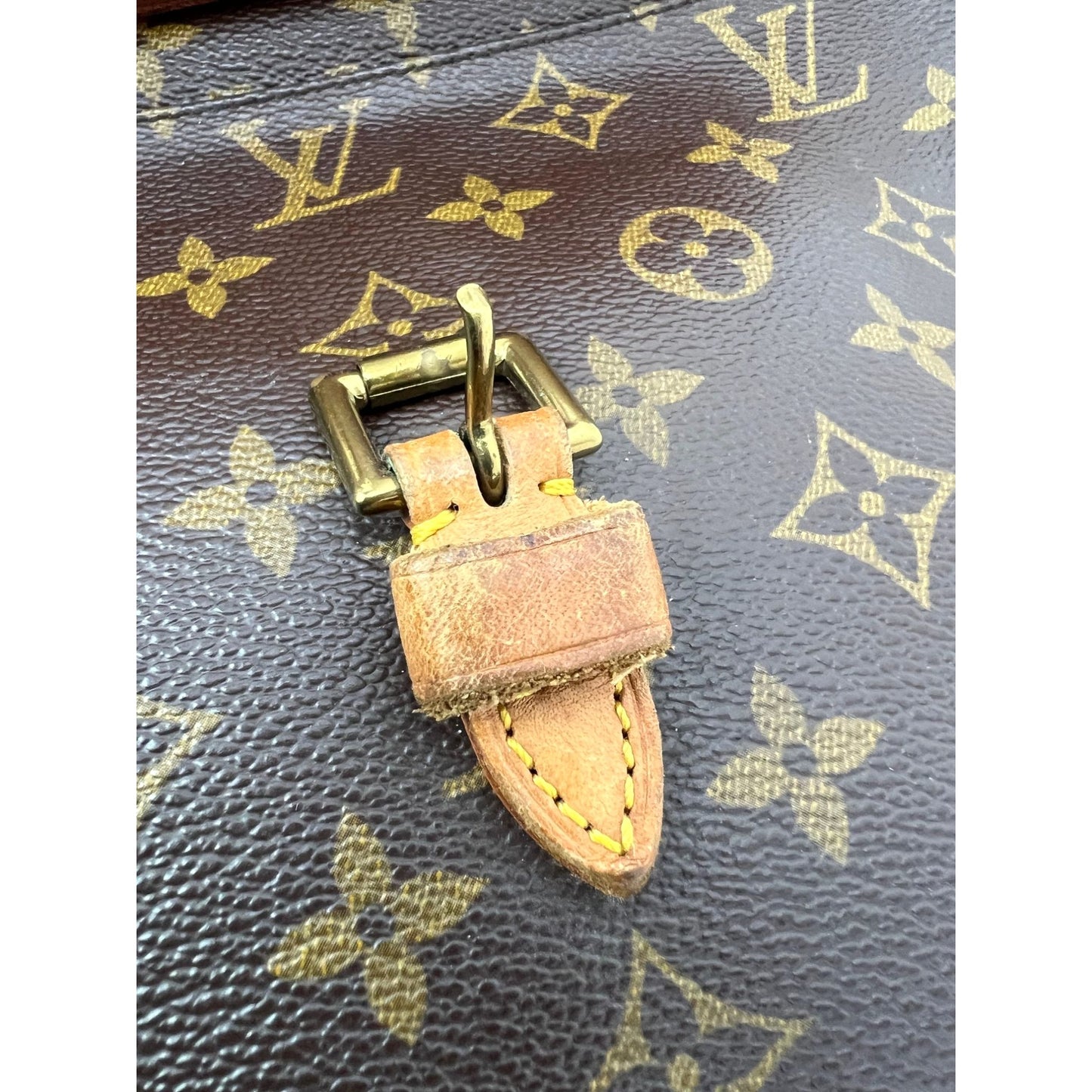 
                  
                    Louis Vuitton Jeune Fille MM Monogram Crossbody Bag Vintage
                  
                