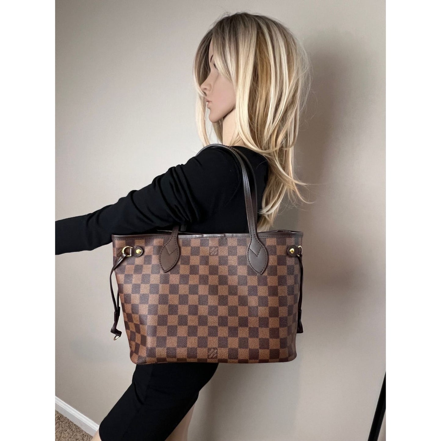 
                  
                    LOUIS VUITTON Neverfull PM Damier Ebene Tote Bag
                  
                