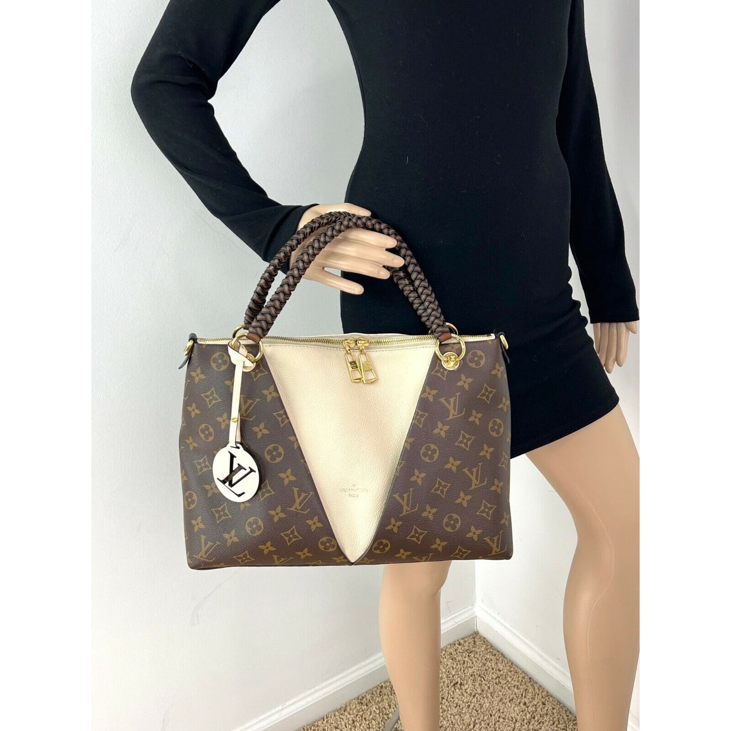 
                  
                    Louis Vuitton Braided V Tote MM Cream Leather Canvas Shoulder Hand Bag
                  
                
