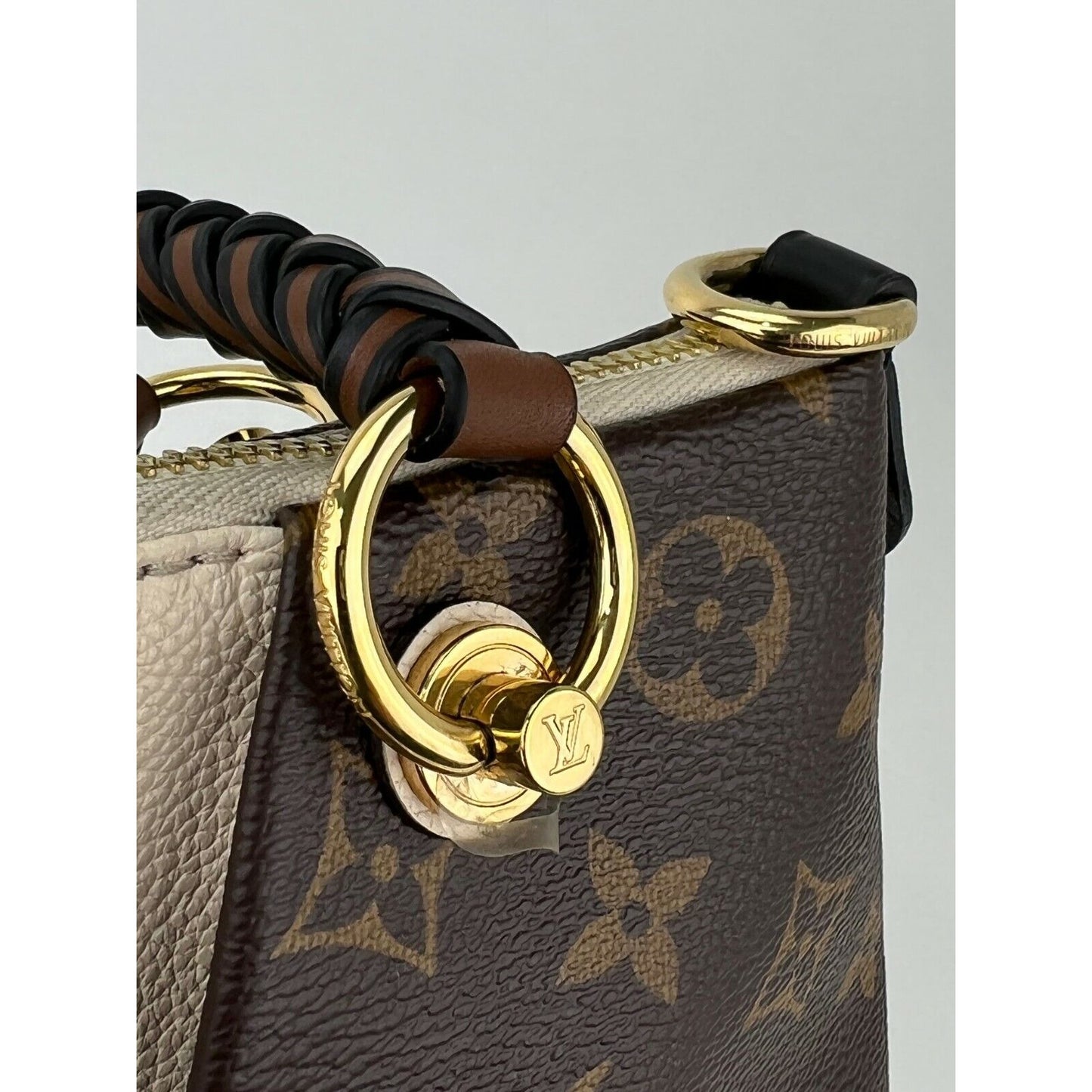 
                  
                    Louis Vuitton Braided V Tote MM Cream Leather Canvas Shoulder Hand Bag
                  
                