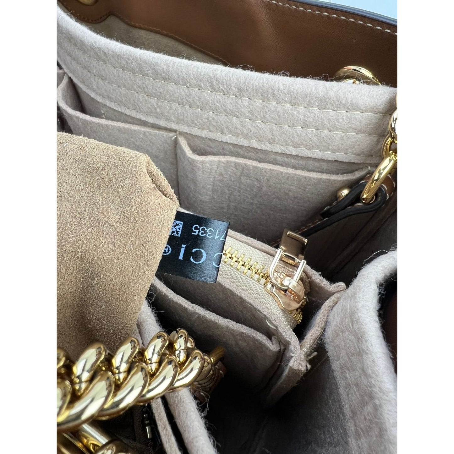 White Gucci Padlock Shoulder Bag (Medium) – OC Luxury Bags