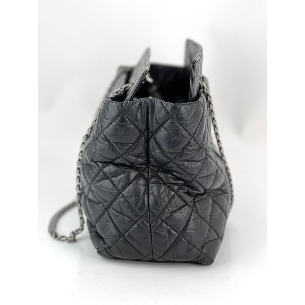 
                  
                    CHANEL 2.55 Reissue Aged Calfskin Black Tote Bag
                  
                