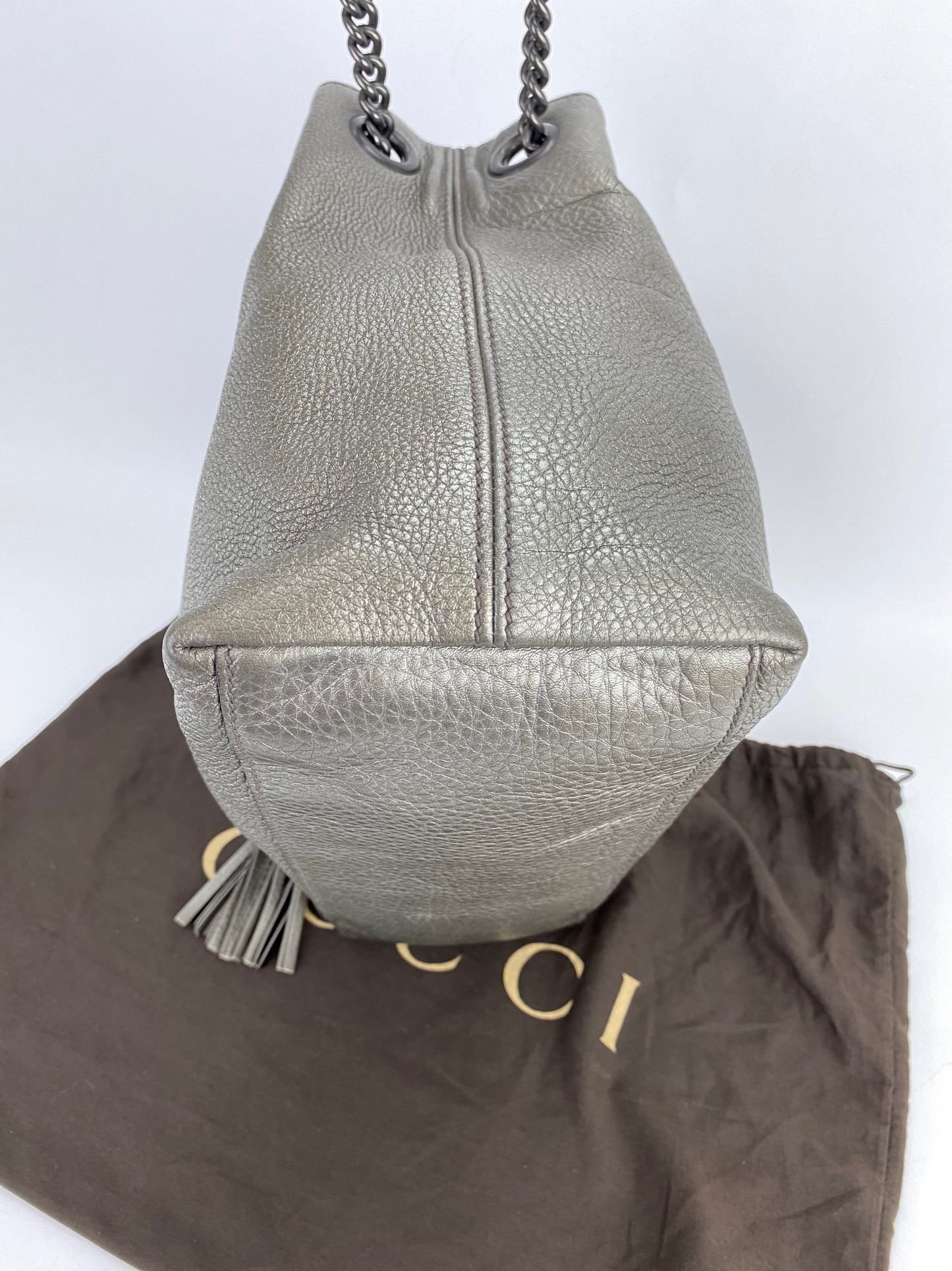 Gucci Metallic Leather Soho Disco Bag (SHF-19572) – LuxeDH