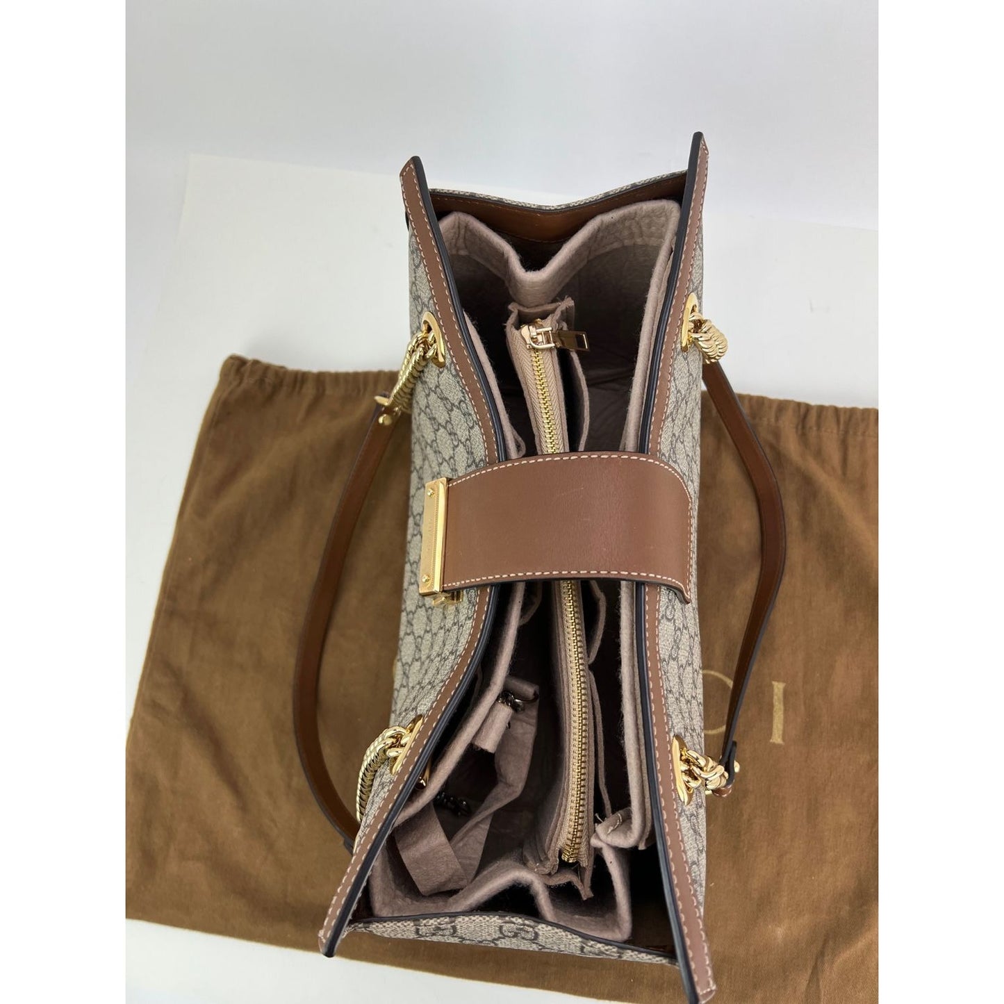 Gucci® Padlock GG Medium Shoulder Bag – Saint John's