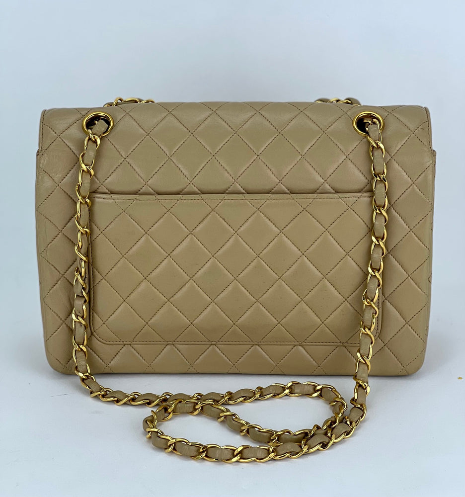 
                  
                    CHANEL Bag Quilted CC Single Flap Chain Shoulder Bag  Purse Beige Lambskin preowned
                  
                