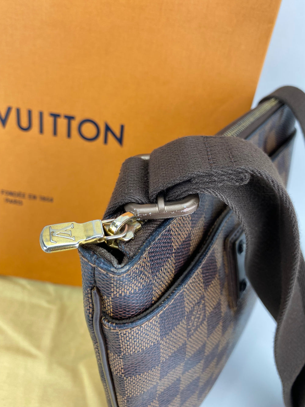 Used Louis Vuitton Bags & Pre Owned Louis Vuitton Bags