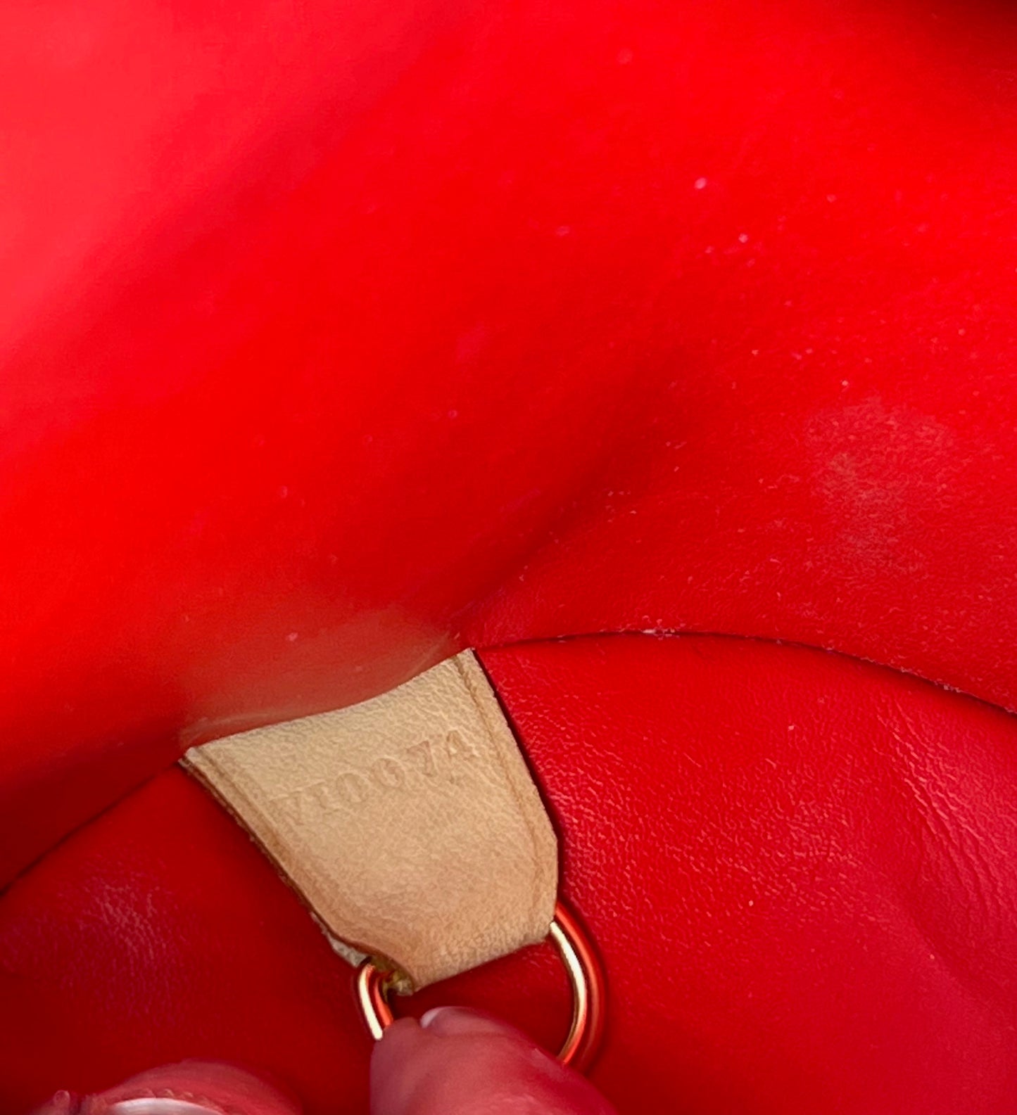LOUIS VUITTON Handbag Papillon 30 Red Vernis Leather Vintage Shoulder Bag  Preowned Patent leather ref.674157 - Joli Closet