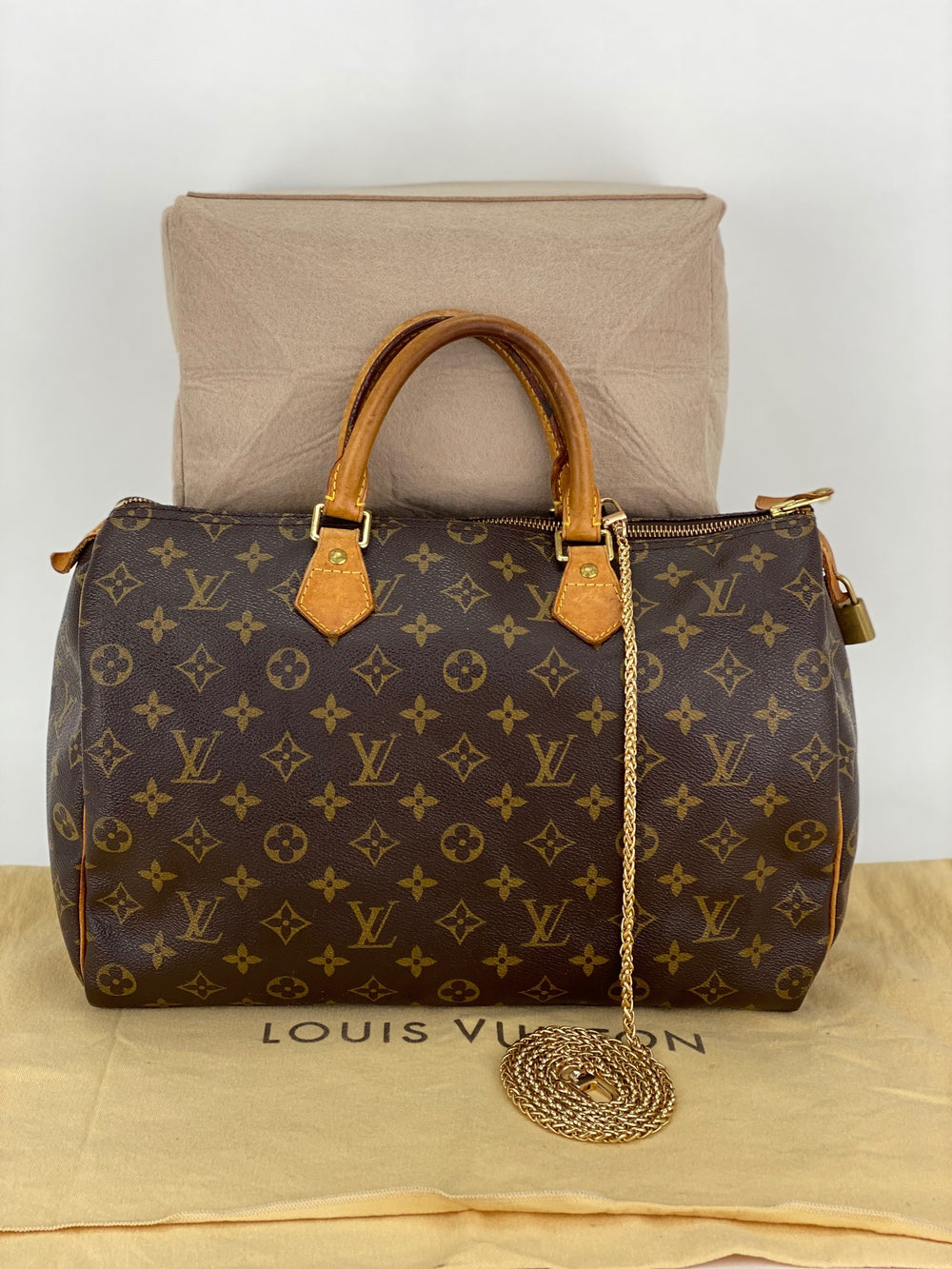 Louis Vuitton Monogram Canvas Speedy 35 Shoulder Bag Added Insert & Ch –  Debsluxurycloset