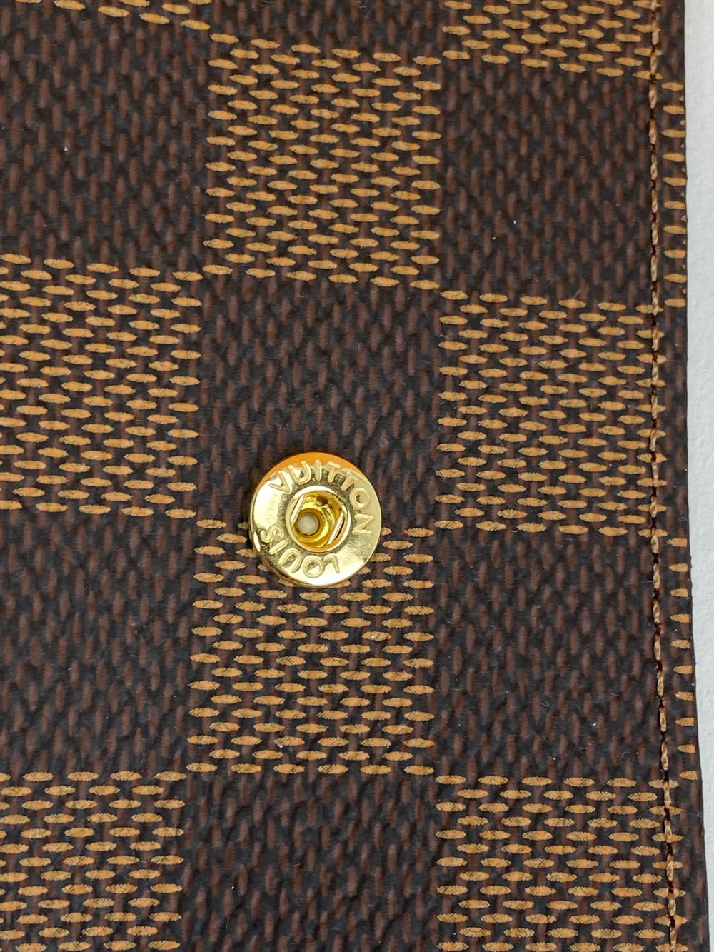 Louis Vuitton N62630 Luxury 6 Key Holder Damier Ebene Key Ring – Cashinmybag