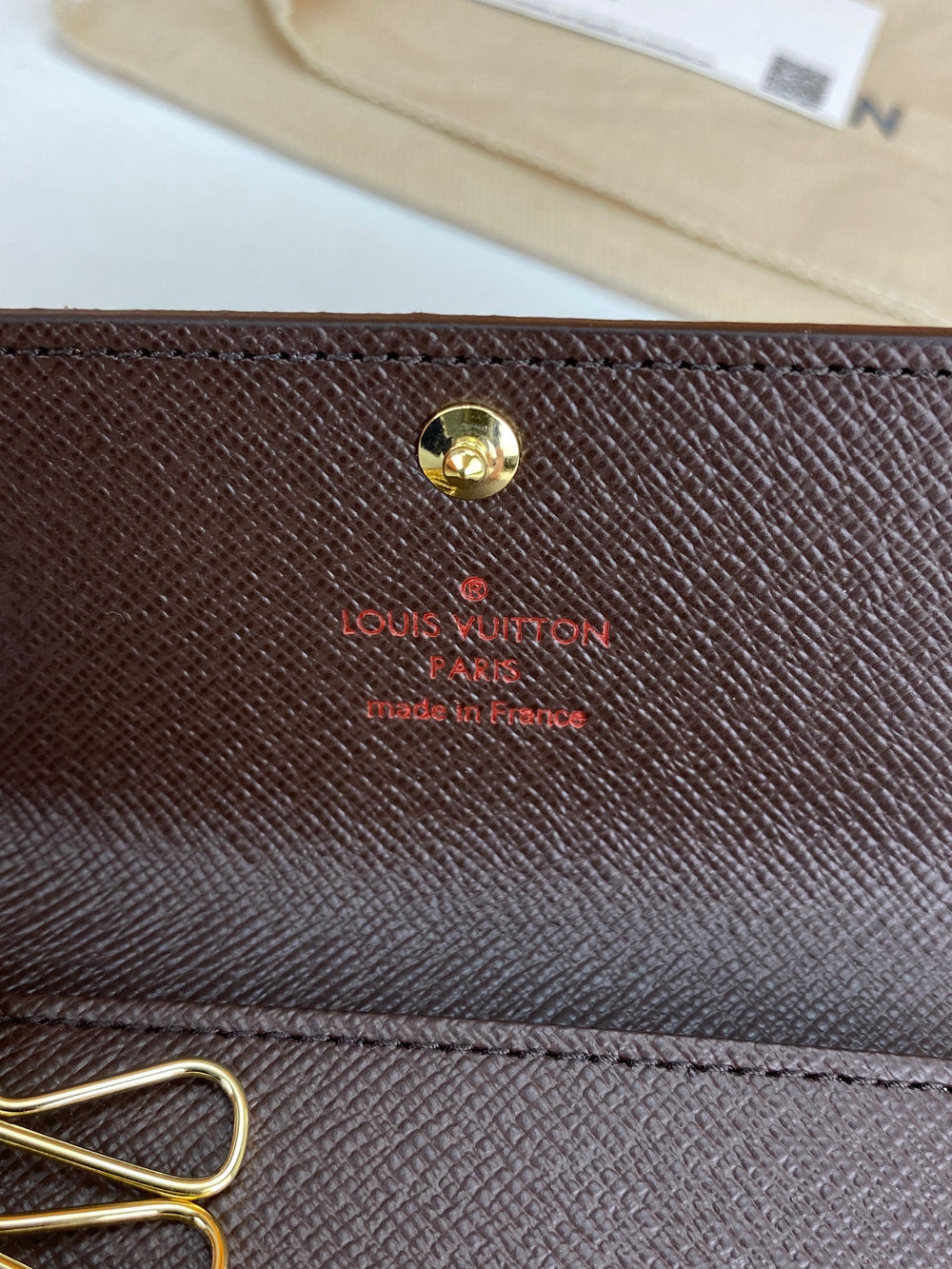 Louis Vuitton 6 Key Holder Damier 10cm Cream Ganebet Store quantity
