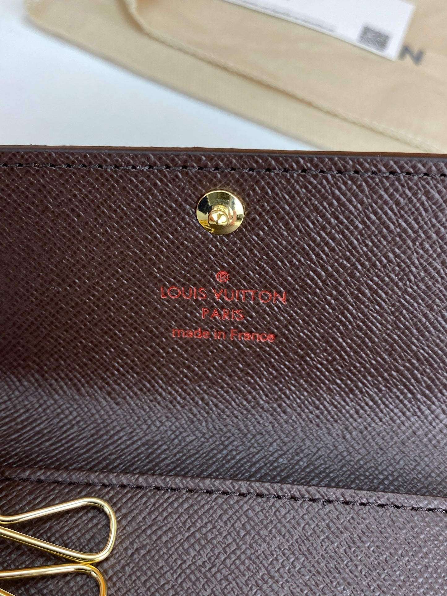 Louis Vuitton 6 Key Holder Damier Ebene Canvas Key ring N62630