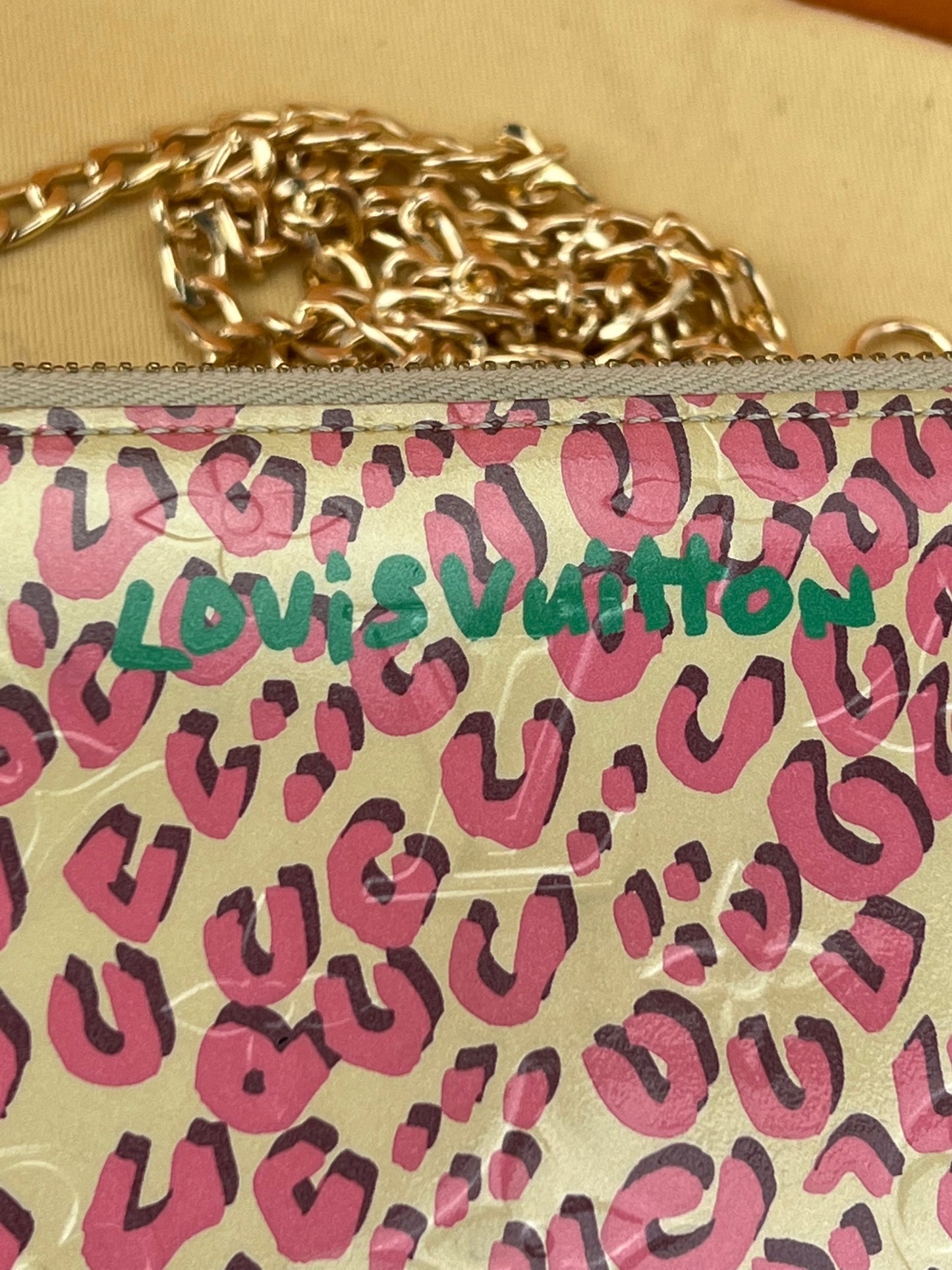Louis Vuitton Wallet Zippy Stephan Sprouse Vernis Leopard W/Added Chain Crossbody Pre Owned