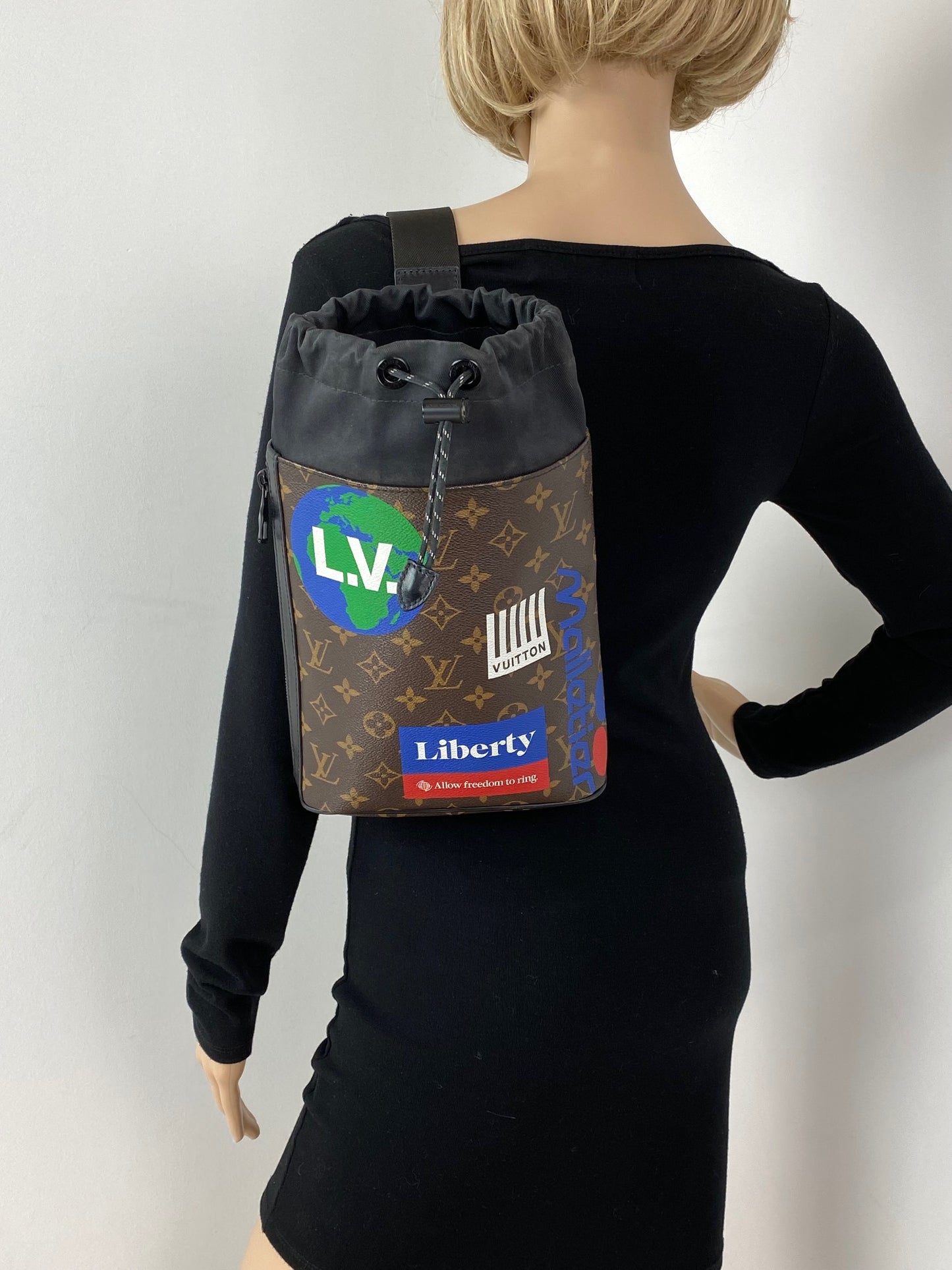 chalk backpack louis vuitton price Limited Edition Logo Story Monogram Canvas 138633 7.00Shoulder Drop Louis Vuitton Marron Monogram Canvas