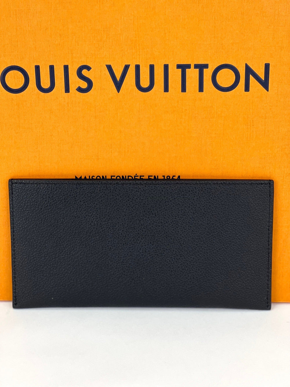 Pre-owned Louis Vuitton Leather Wallet In Grey