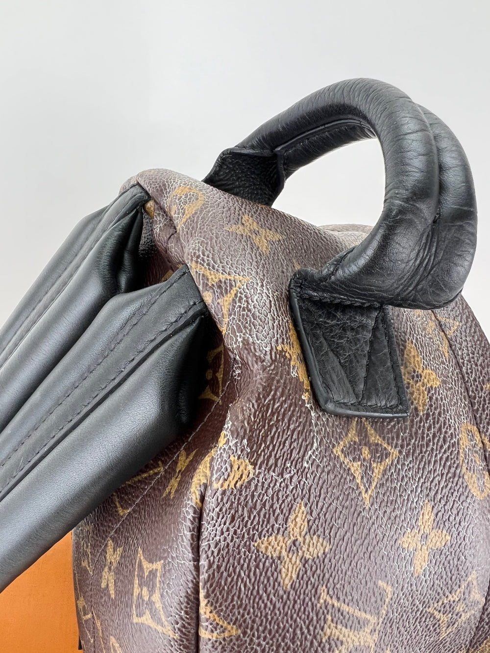 Louis Vuitton Palm Spring Pm Backpack for Sale in Manteca, CA