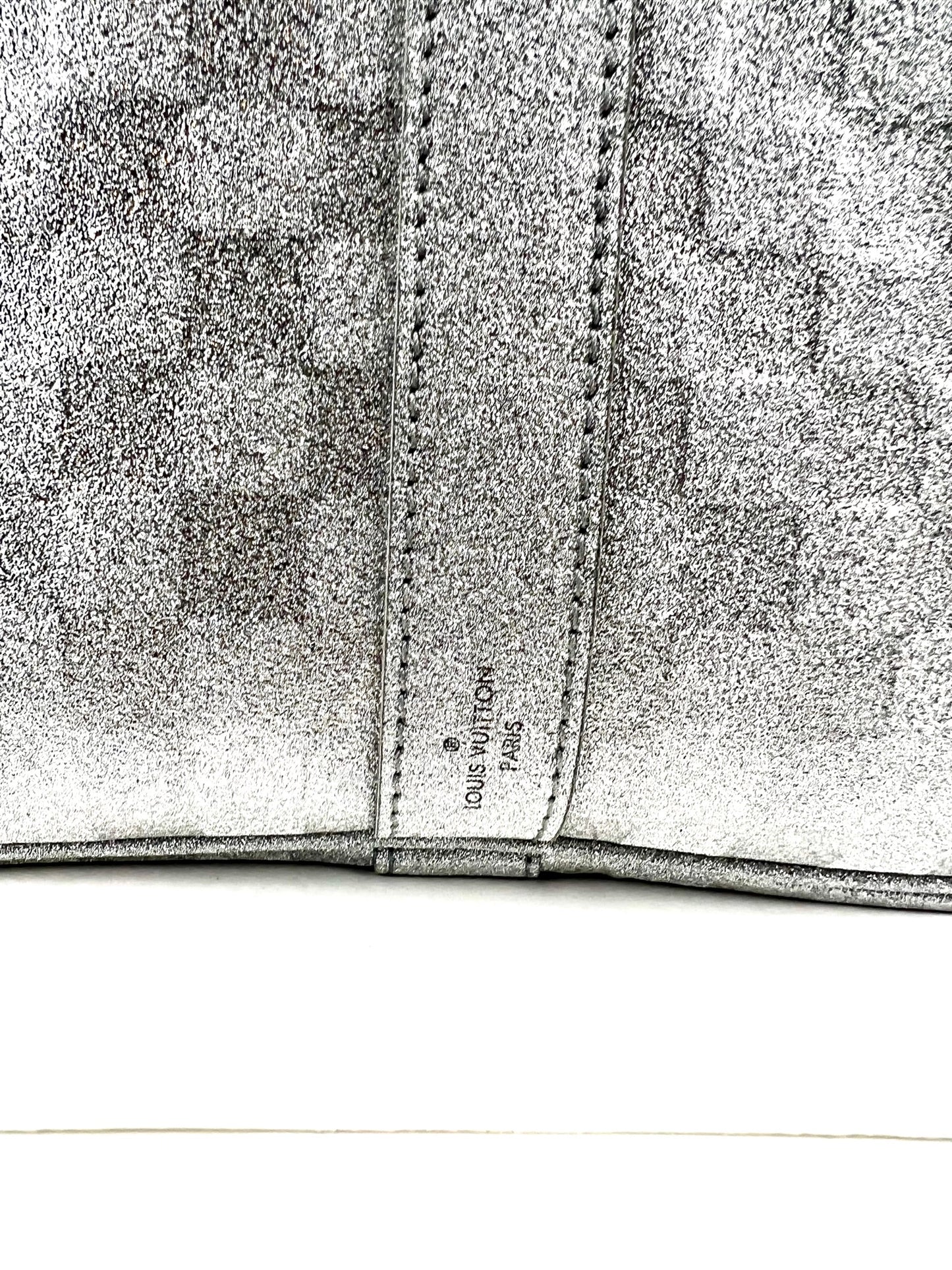 Keepall glitter travel bag Louis Vuitton Silver in Glitter - 30548692