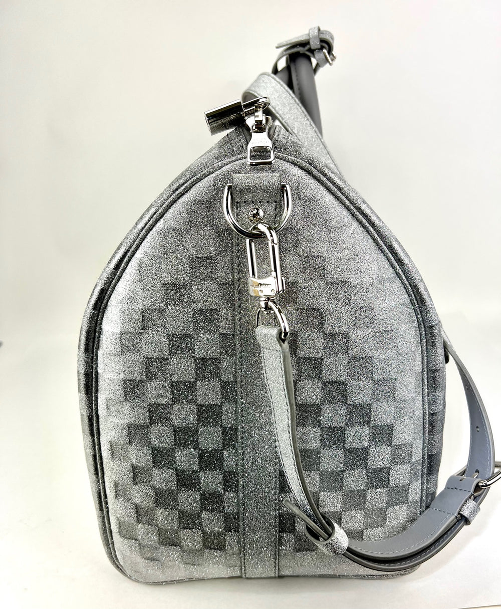 Louis Vuitton Men's Keepall Bandouliere 55 in Damier Graphite strap  authentic 