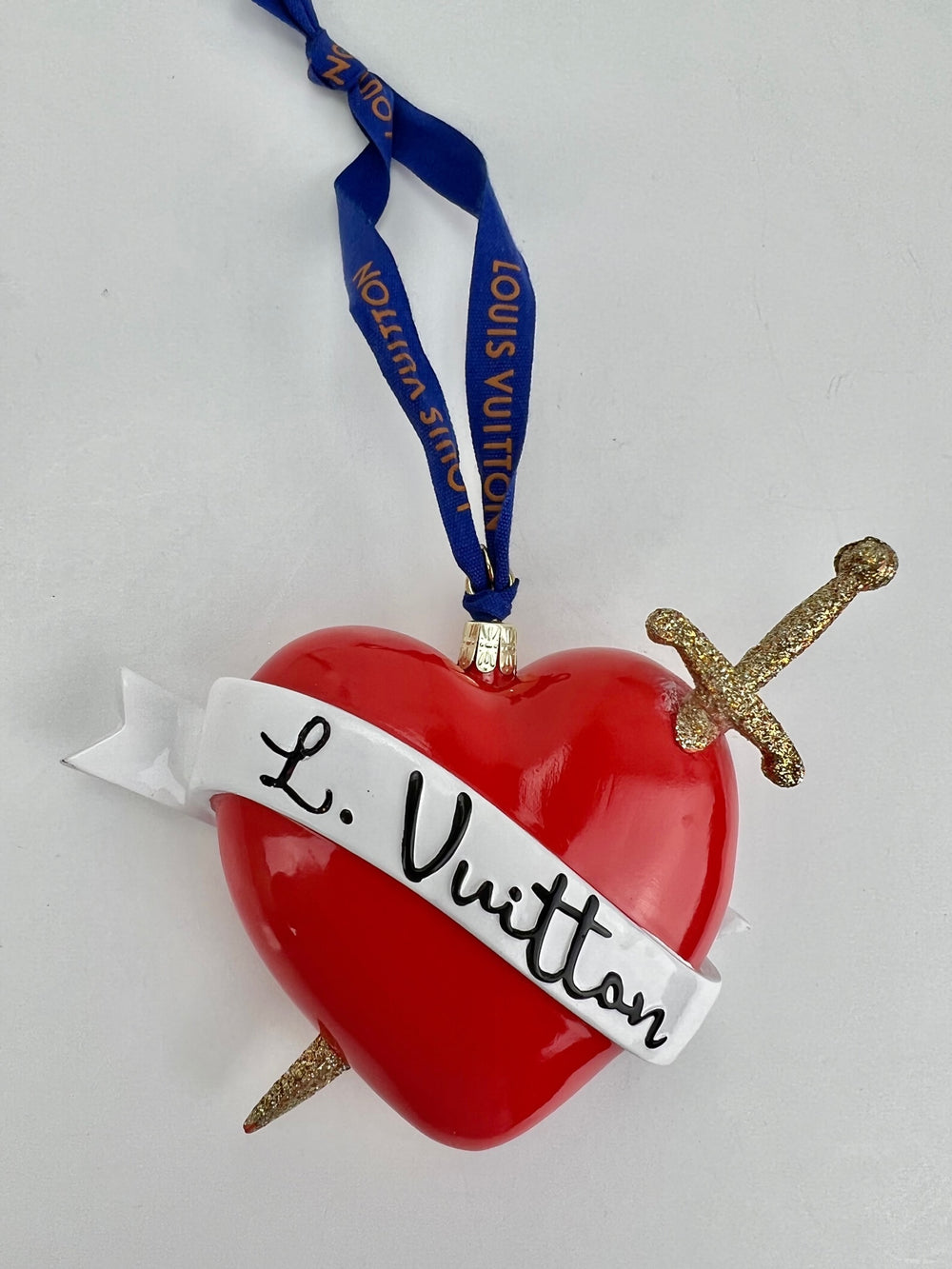 Louis Vuitton V Heart Pendant Necklace