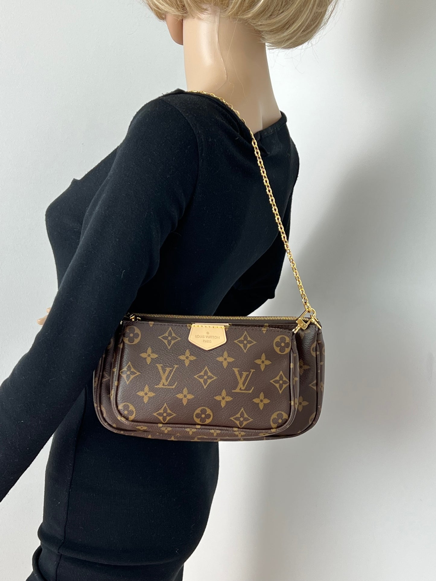 Louis+Vuitton+Multi+Pochette+Accessoires+Crossbody+Brown+Canvas%2FLeather  for sale online
