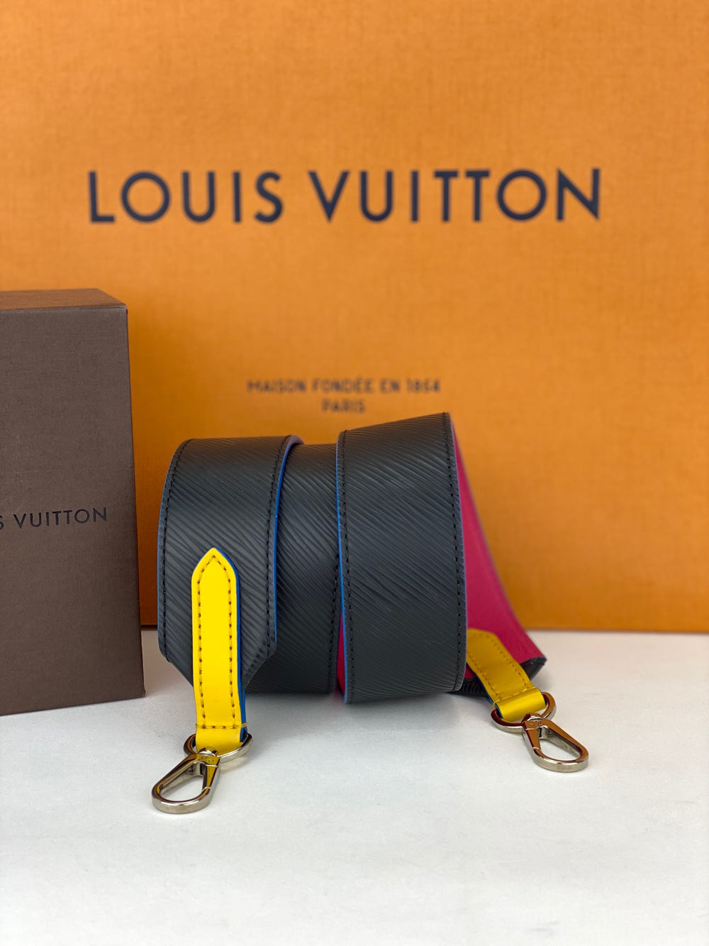 LOUIS VUITTON Leather Black Shoulder Strap