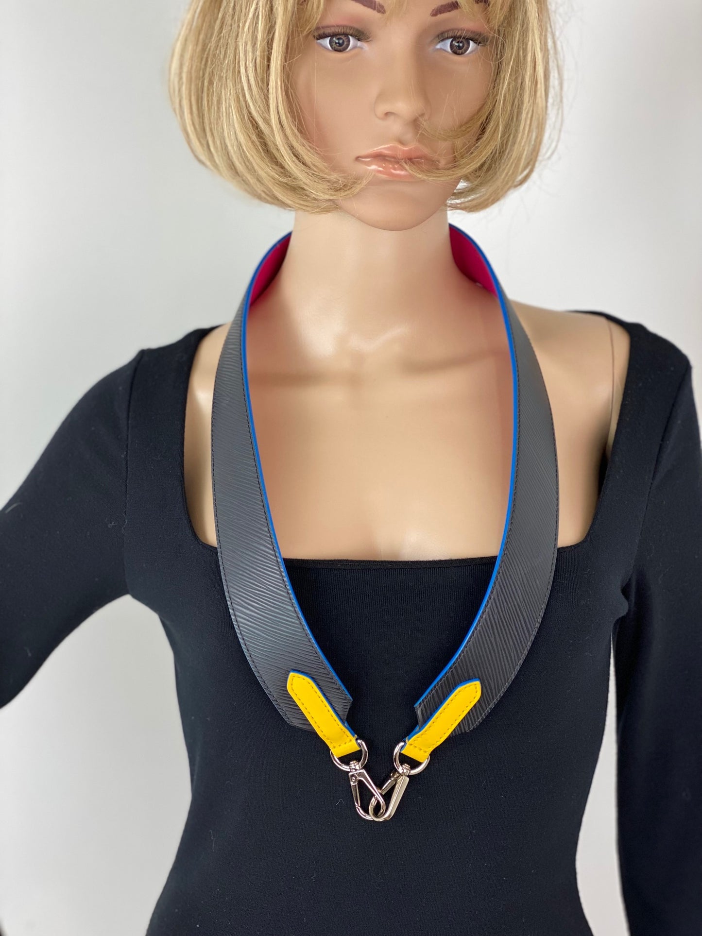 Louis Vuitton speedy 25 Epi Black + LV shoulder strap nylon Leather  ref.539670 - Joli Closet