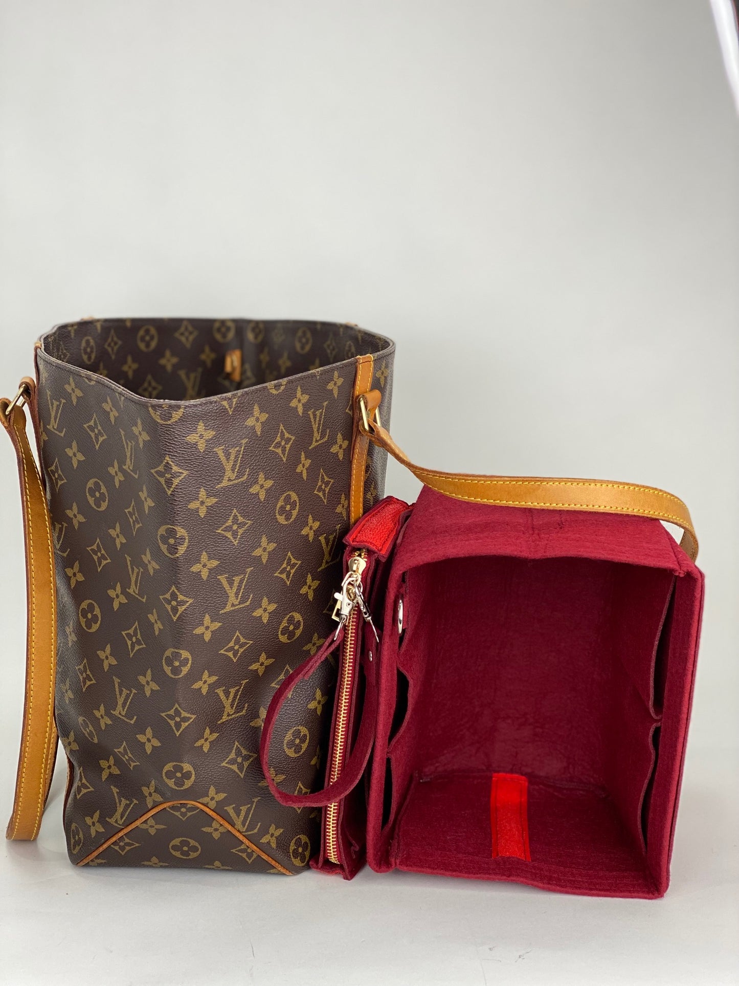 Louis Vuitton Monogram Canvas Speedy Bandouliere 35 Bag w/o strap - Yoogi's  Closet