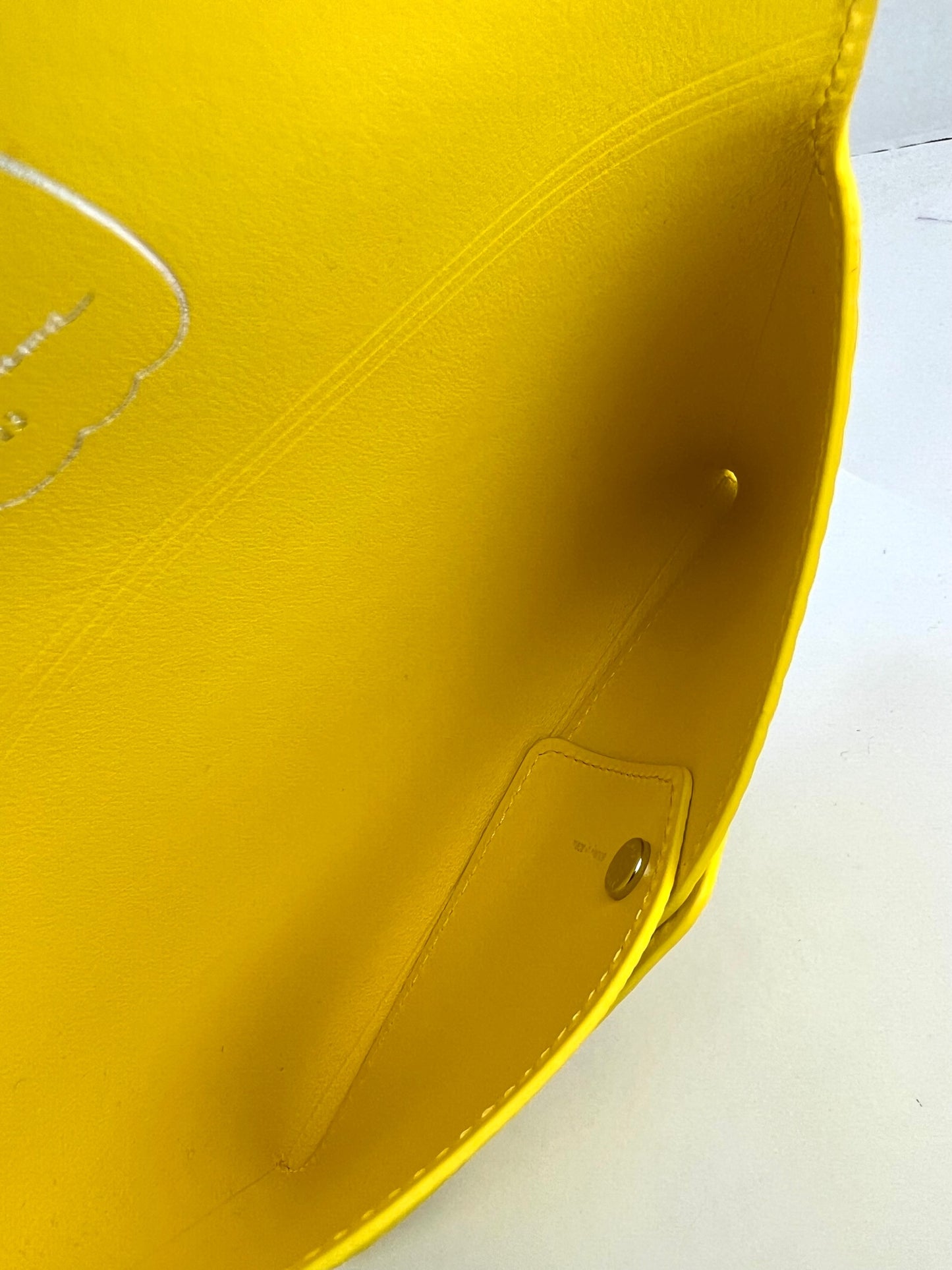 Louis Vuitton KIRIGAMI POCHETTE Medium X YK Yellow Epi Leather